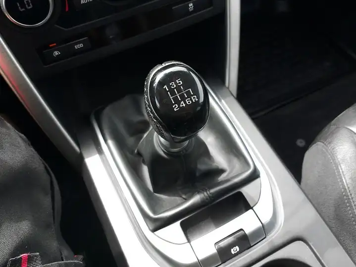 Land Rover Discovery Sport 2.0 eD4 SE 4x2 2016, foto 65