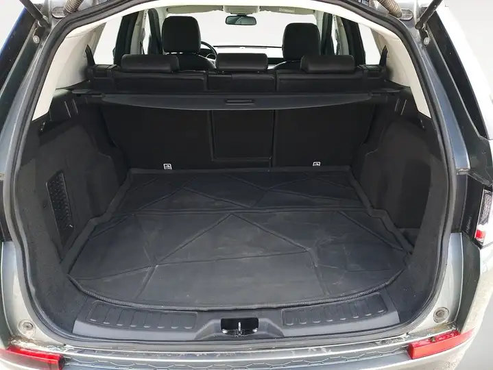 Land Rover Discovery Sport 2.0 eD4 SE 4x2 2016, foto 85