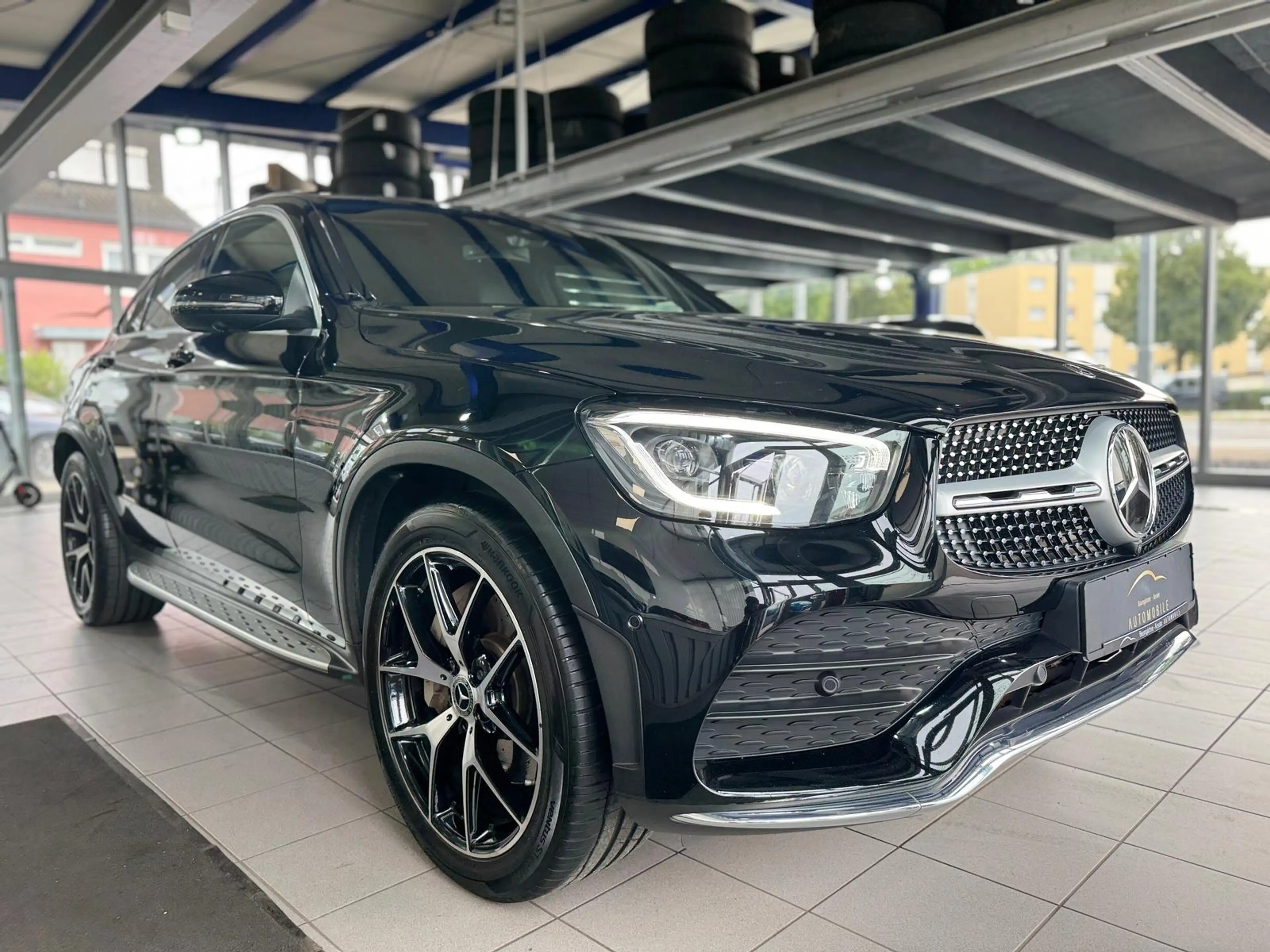 Mercedes-Benz GLC 400 GLC400d Coupé 4M AMG-LINE BURMEST 360° PANO LED — photo 3