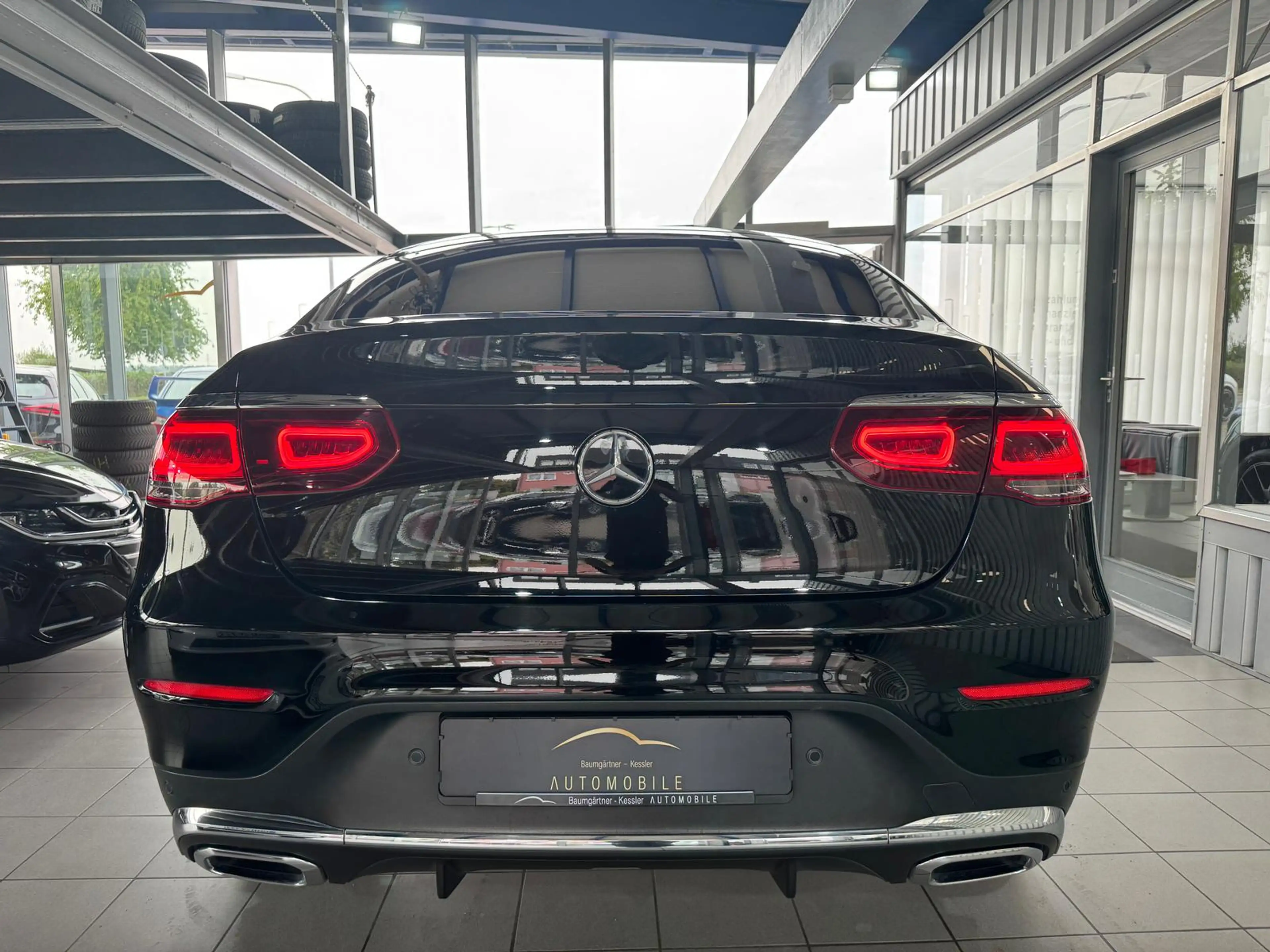 Mercedes-Benz GLC 400 GLC400d Coupé 4M AMG-LINE BURMEST 360° PANO LED — photo 8