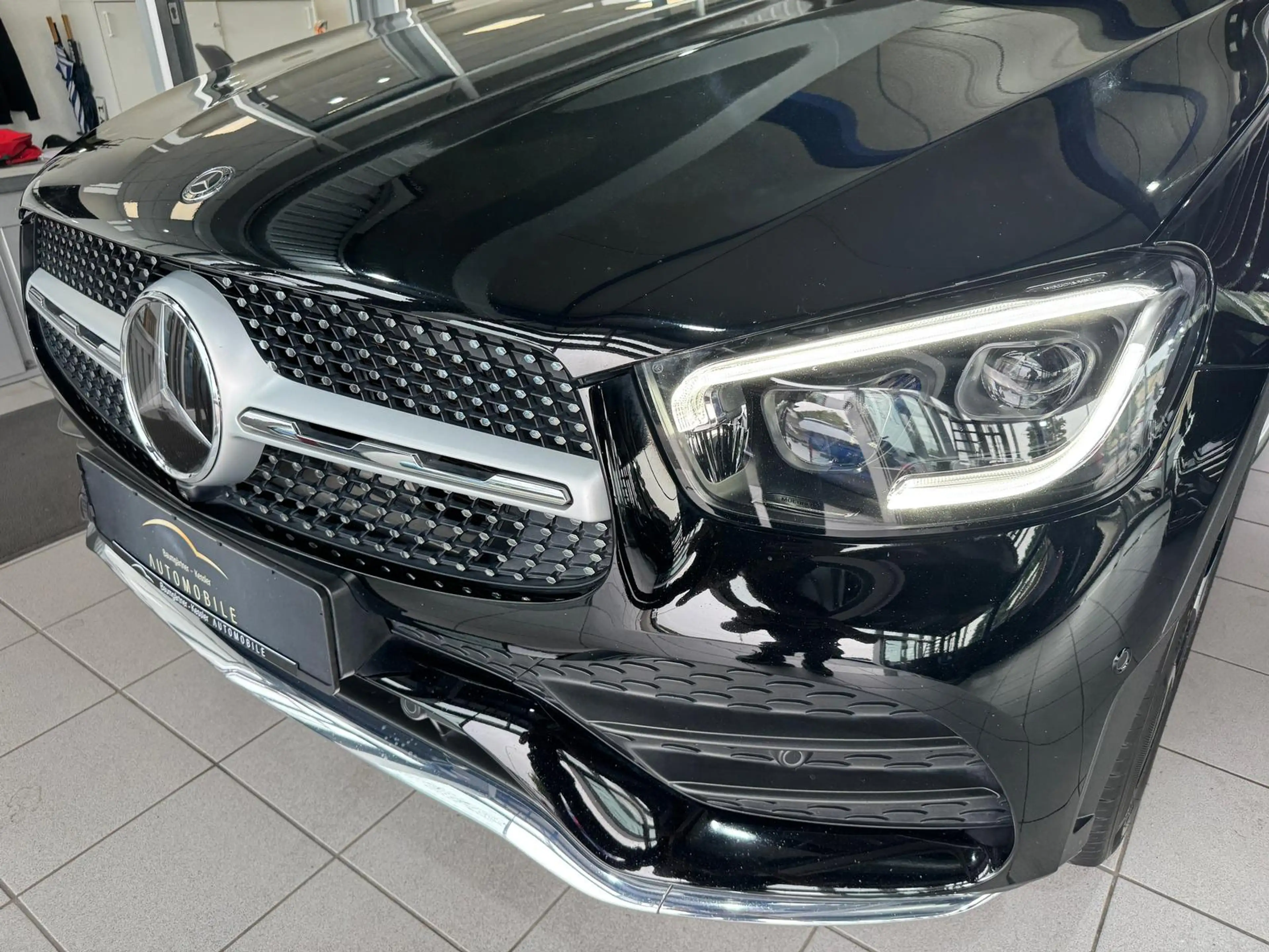 Mercedes-Benz GLC 400 GLC400d Coupé 4M AMG-LINE BURMEST 360° PANO LED — photo 11