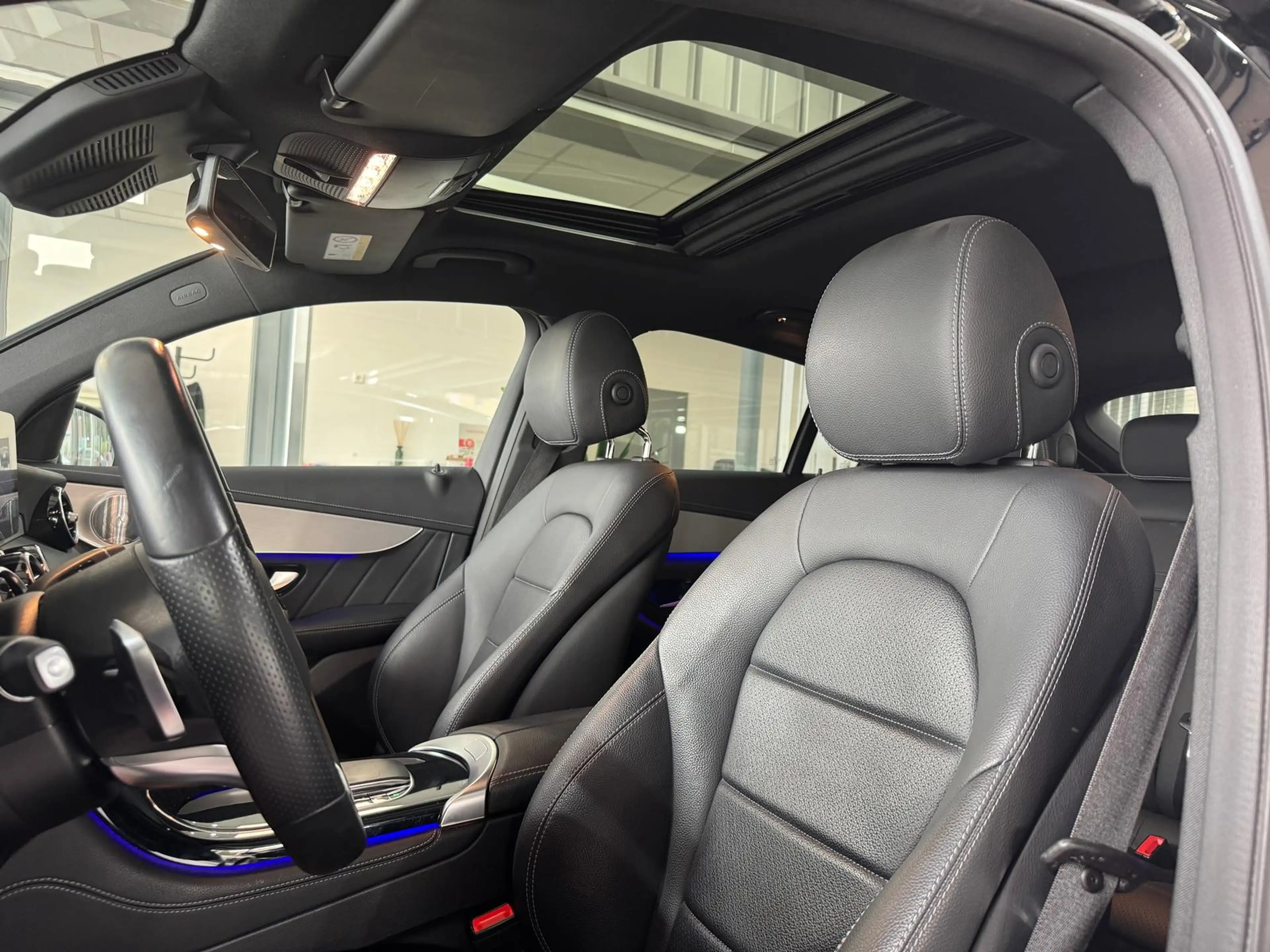 Mercedes-Benz GLC 400 GLC400d Coupé 4M AMG-LINE BURMEST 360° PANO LED — photo 14