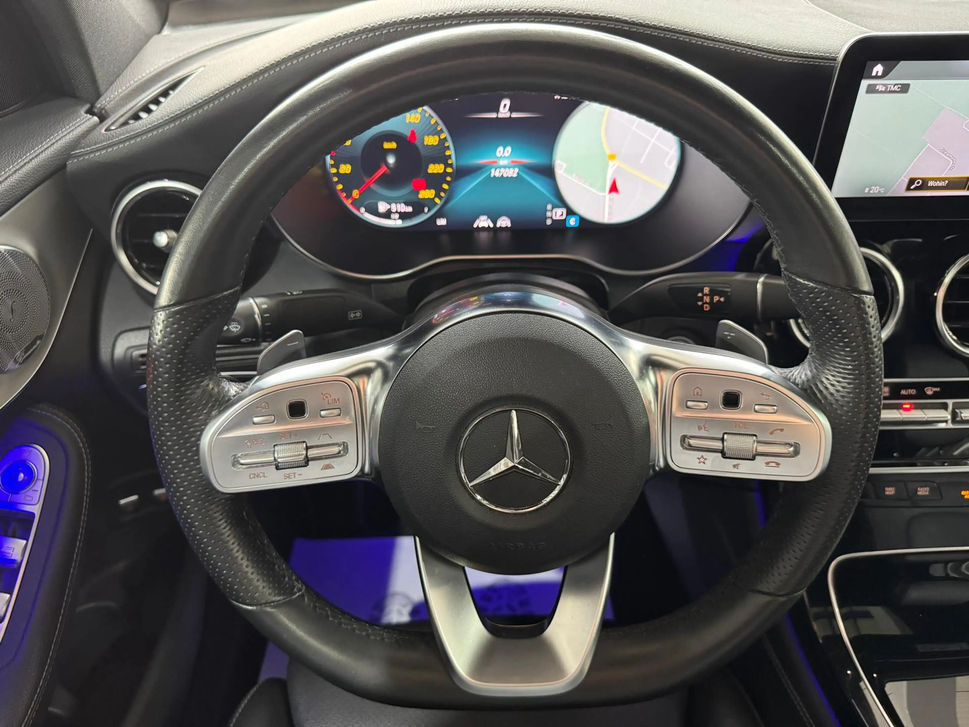 Mercedes-Benz GLC 400 GLC400d Coupé 4M AMG-LINE BURMEST 360° PANO LED — photo 17