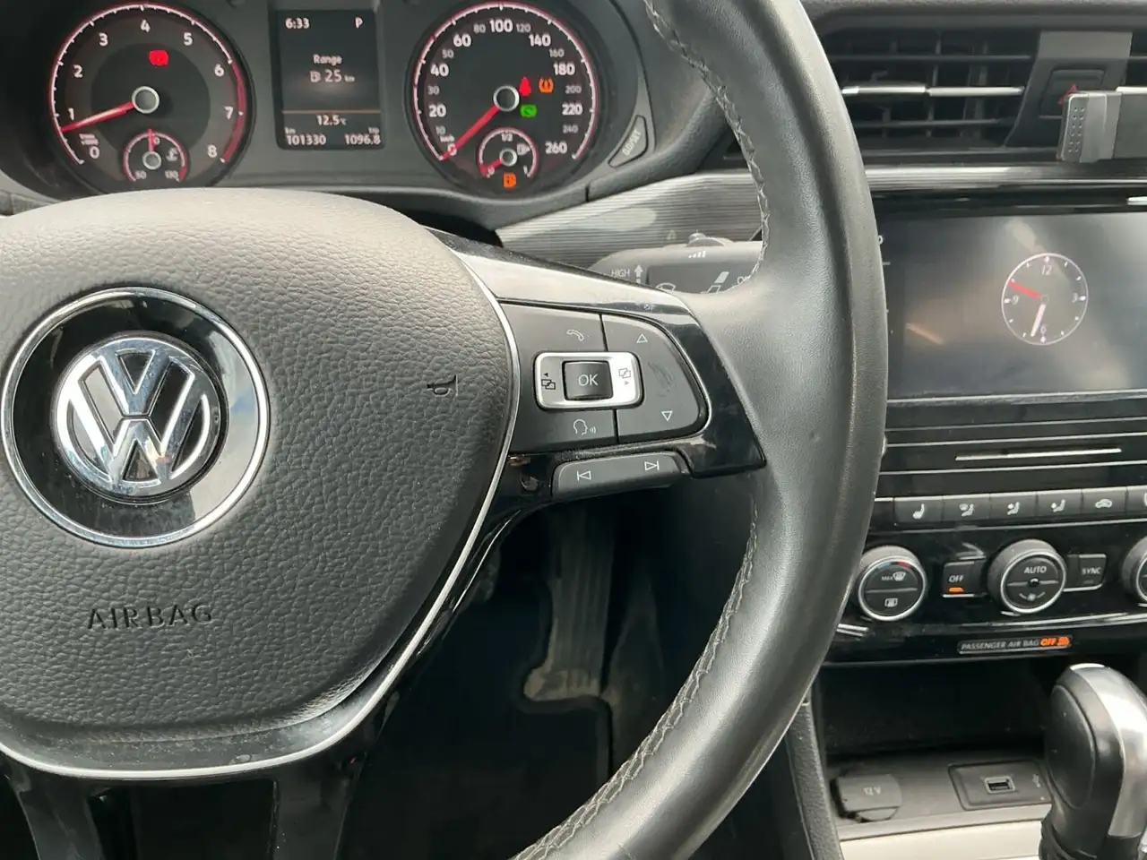 Volkswagen Passat снимка Volkswagen Passat