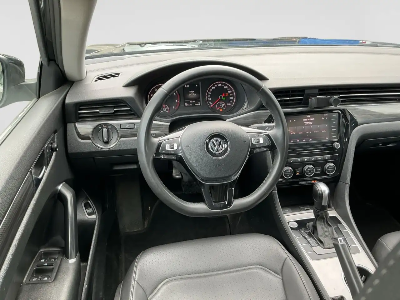 Volkswagen Passat снимка Volkswagen Passat