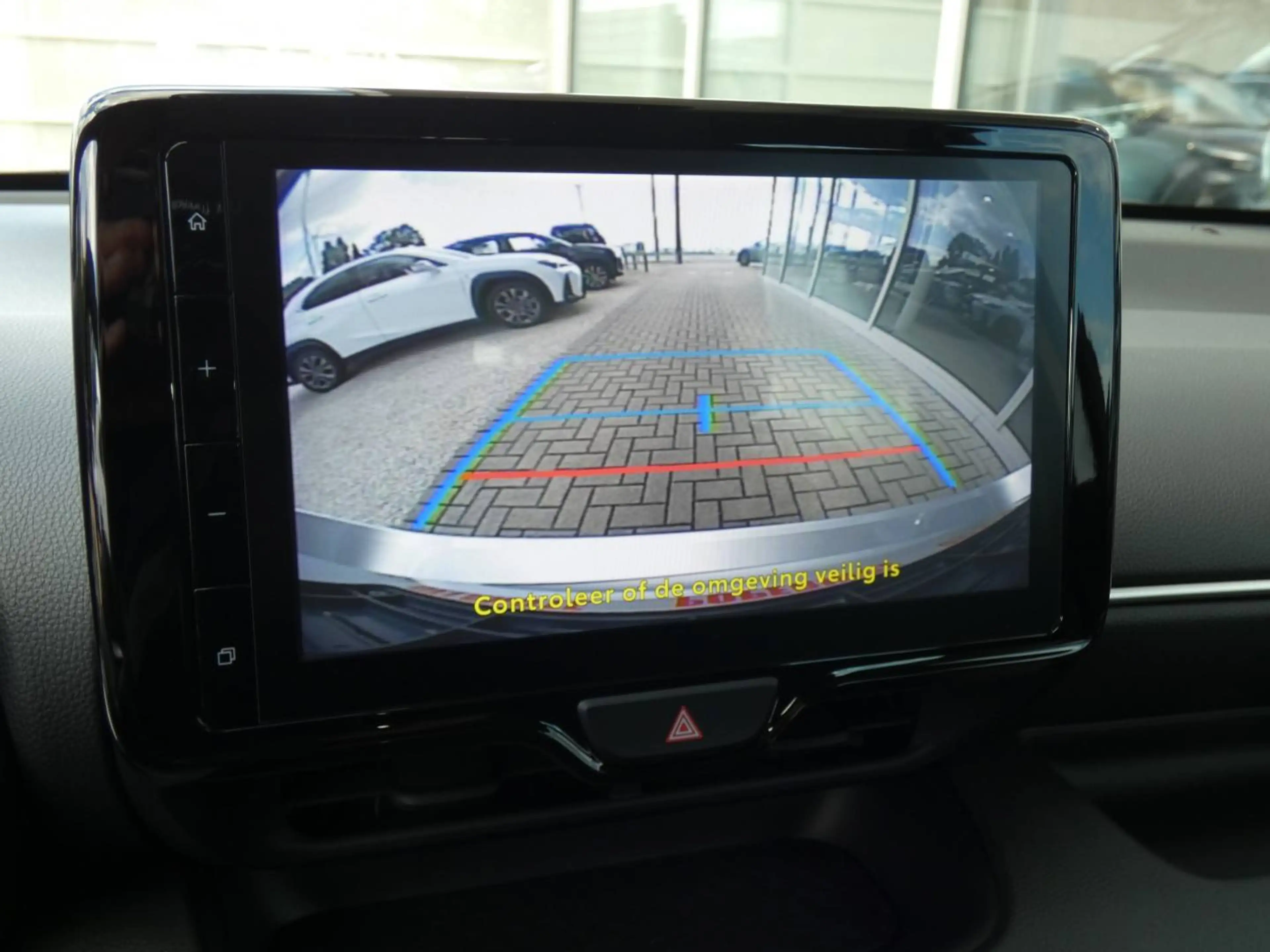 Toyota Yaris Hybrid Dynamic +Apple carplay +Android auto +Parkeercamera +Lichtmetalen velgen +Mistlampen voor *2024* — photo 15
