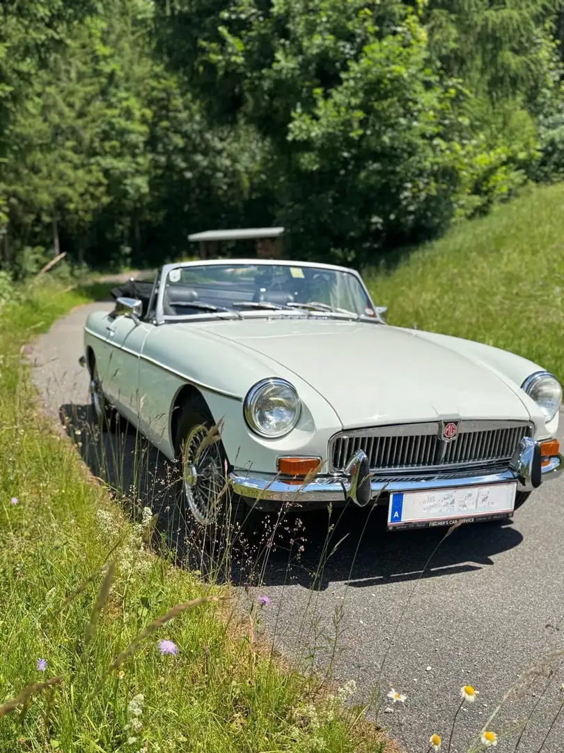 MG MGB - 2