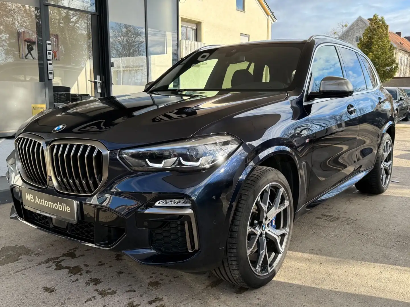 BMW X5 M d*PANO*HUD*360°KAMERA*LUFTFEDERUNG.* Schwarz - 1