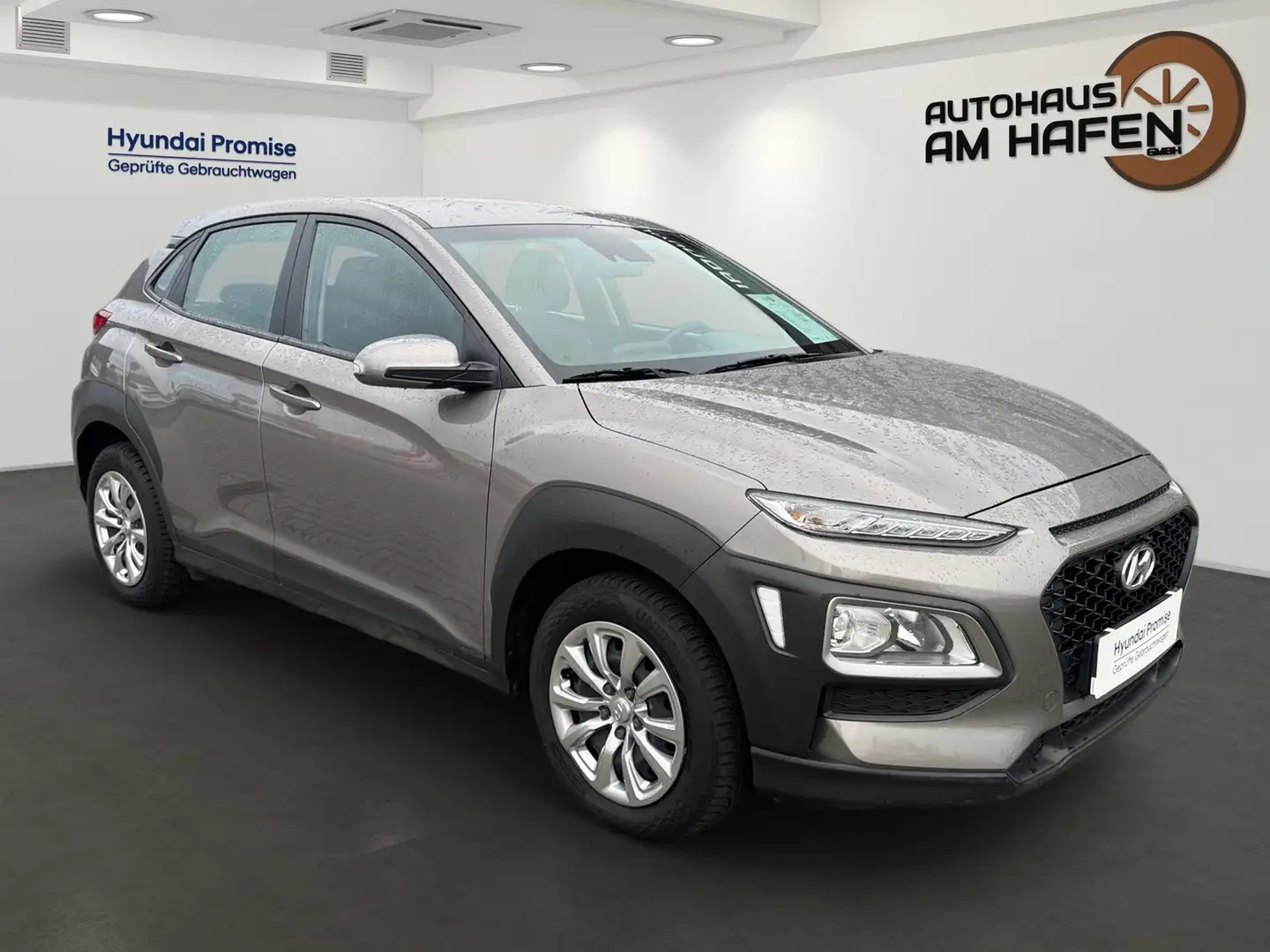 Hyundai KONA KONA Pure 2WD - 2