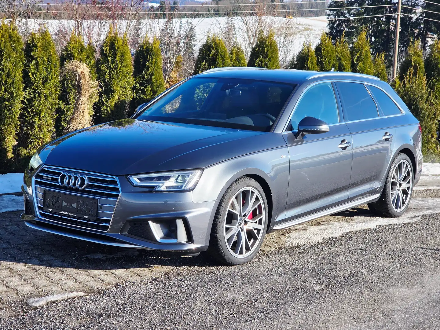 Audi A4 40 TDI quattro sport Competition, Carbon, BuO Grau - 1