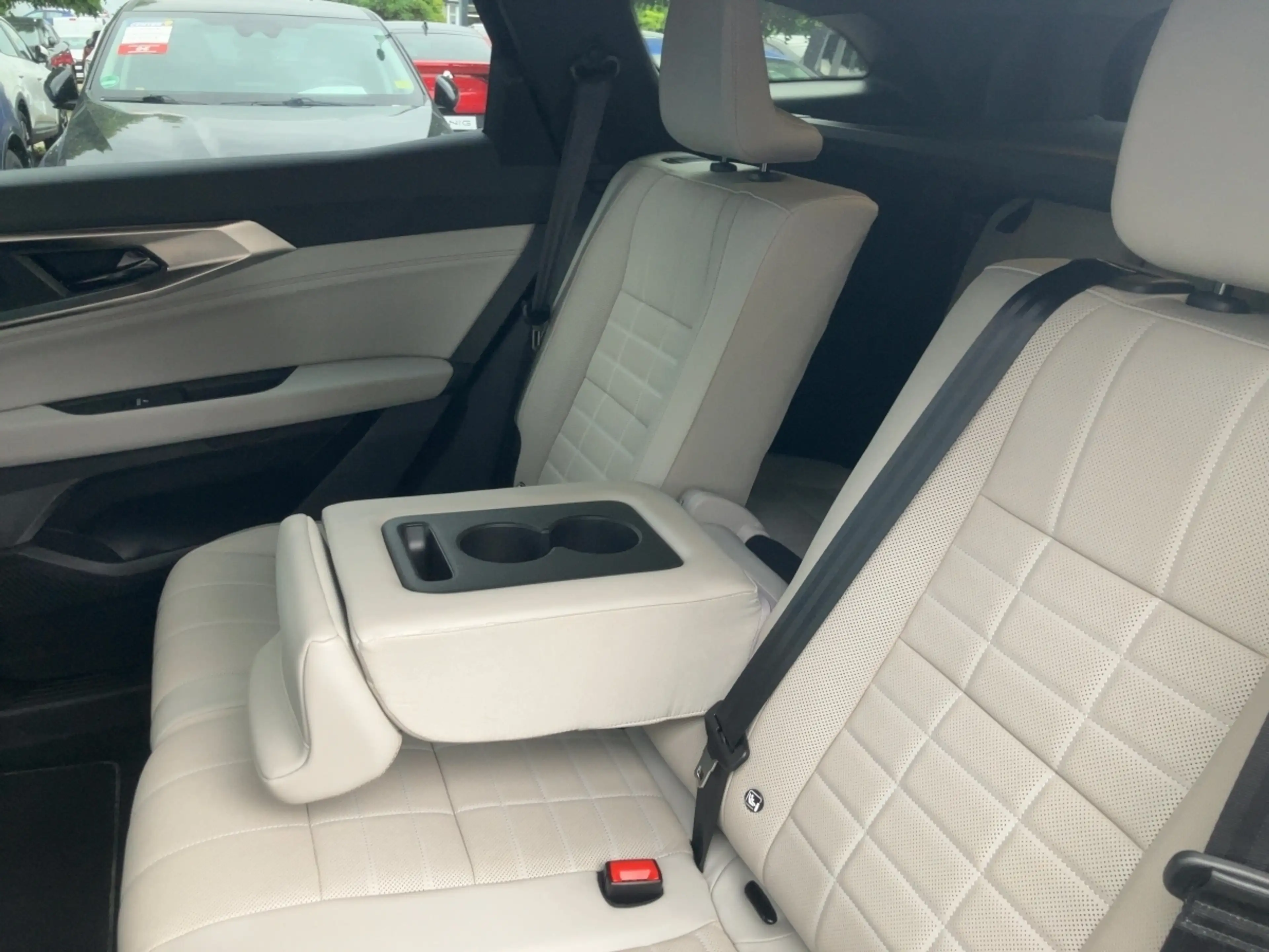 Renault Espace Iconic E-Tech Full Hybrid 200 — photo 15
