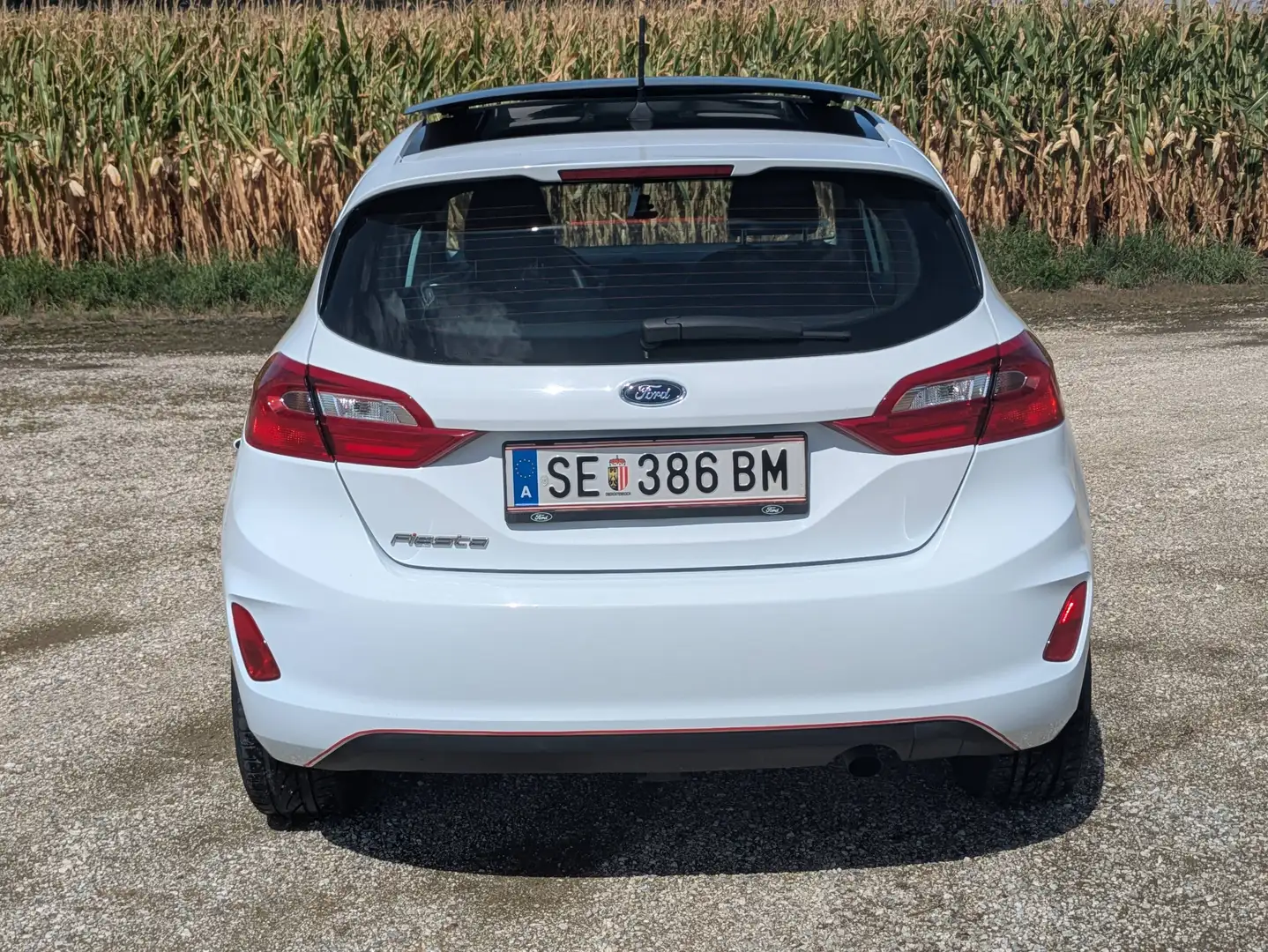 Ford Fiesta Fiesta Trend 1,1 Start/Stop Trend Weiß - 2