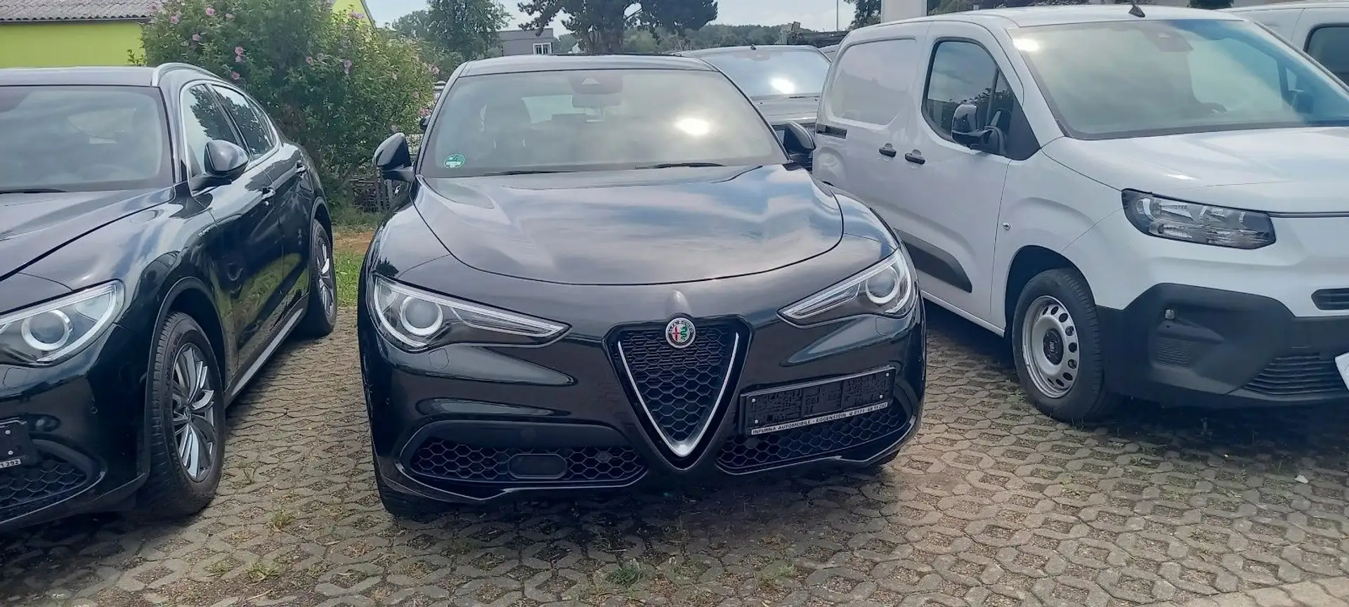 Alfa Romeo Stelvio 2.2 Diesel 16V 140W Super AT8-Q4 Negro - 1