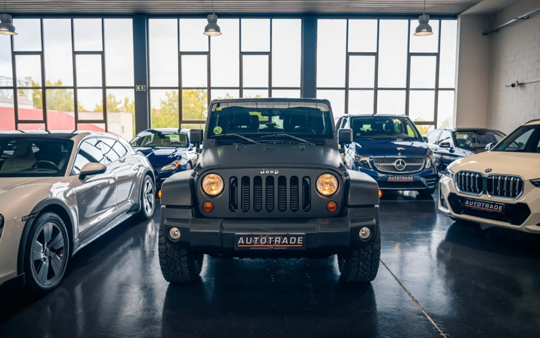 Jeep Wrangler 2.8CRD Moab Aut. Noir - 2