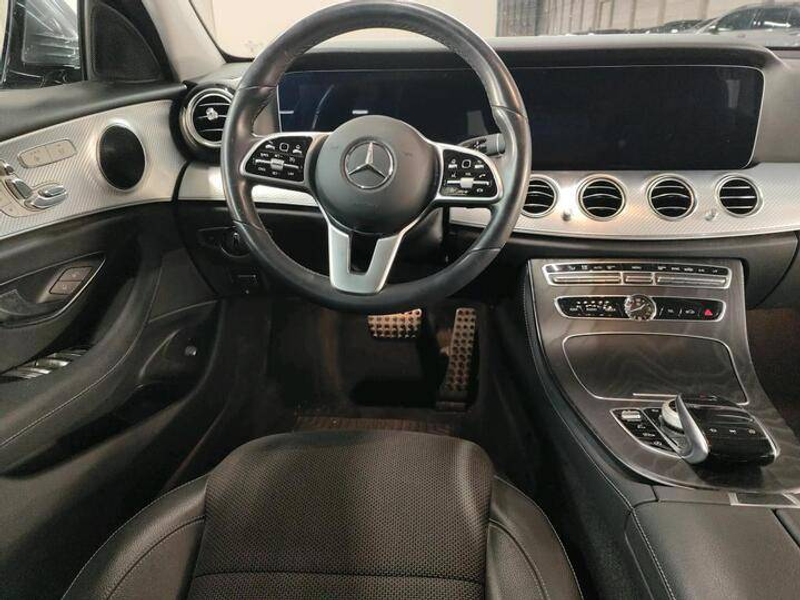 Mercedes-Benz E 200 d Berline Avantgarde *LED-NAVI-CUIR/TISSU SPORT* — photo 6