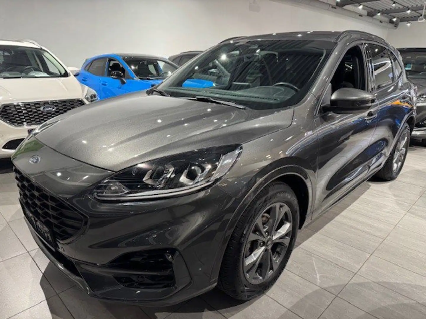 Ford Kuga ST-Line FHEV AUT  Magnetic / Winter Pack / Naviga - 2