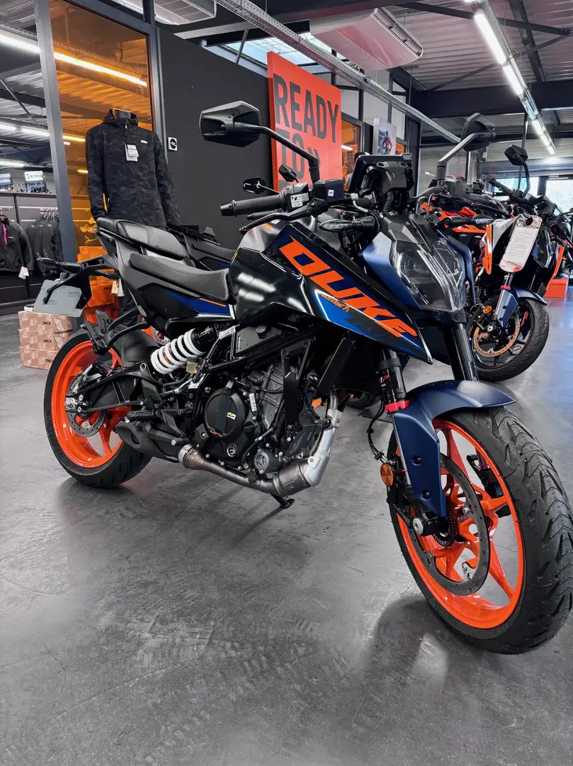 KTM 125 Duke - 1