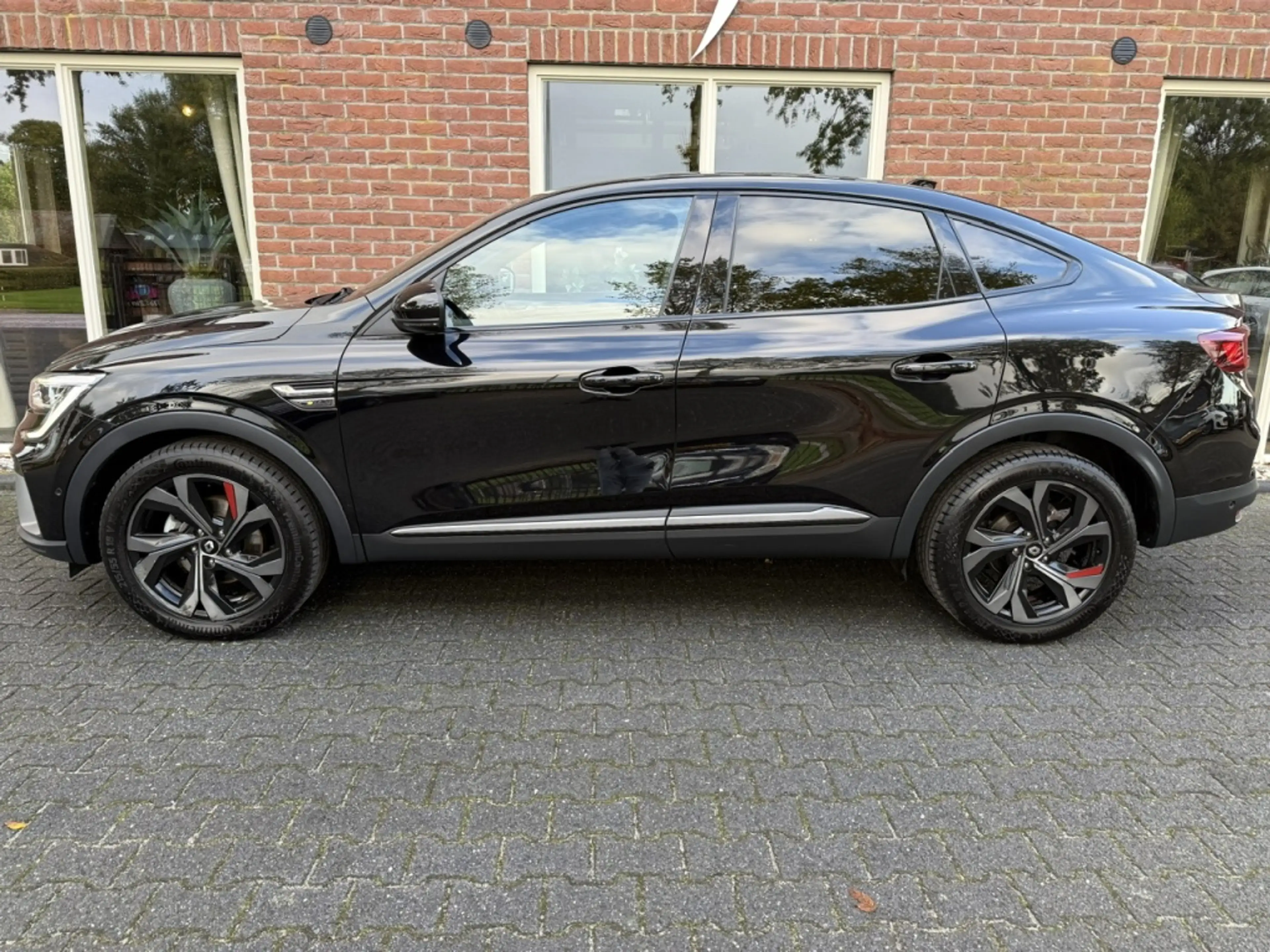 Renault Arkana 1.6 E-T H 145 RSLine CAMERA / GROOT.NAVI / SPORTST — photo 2