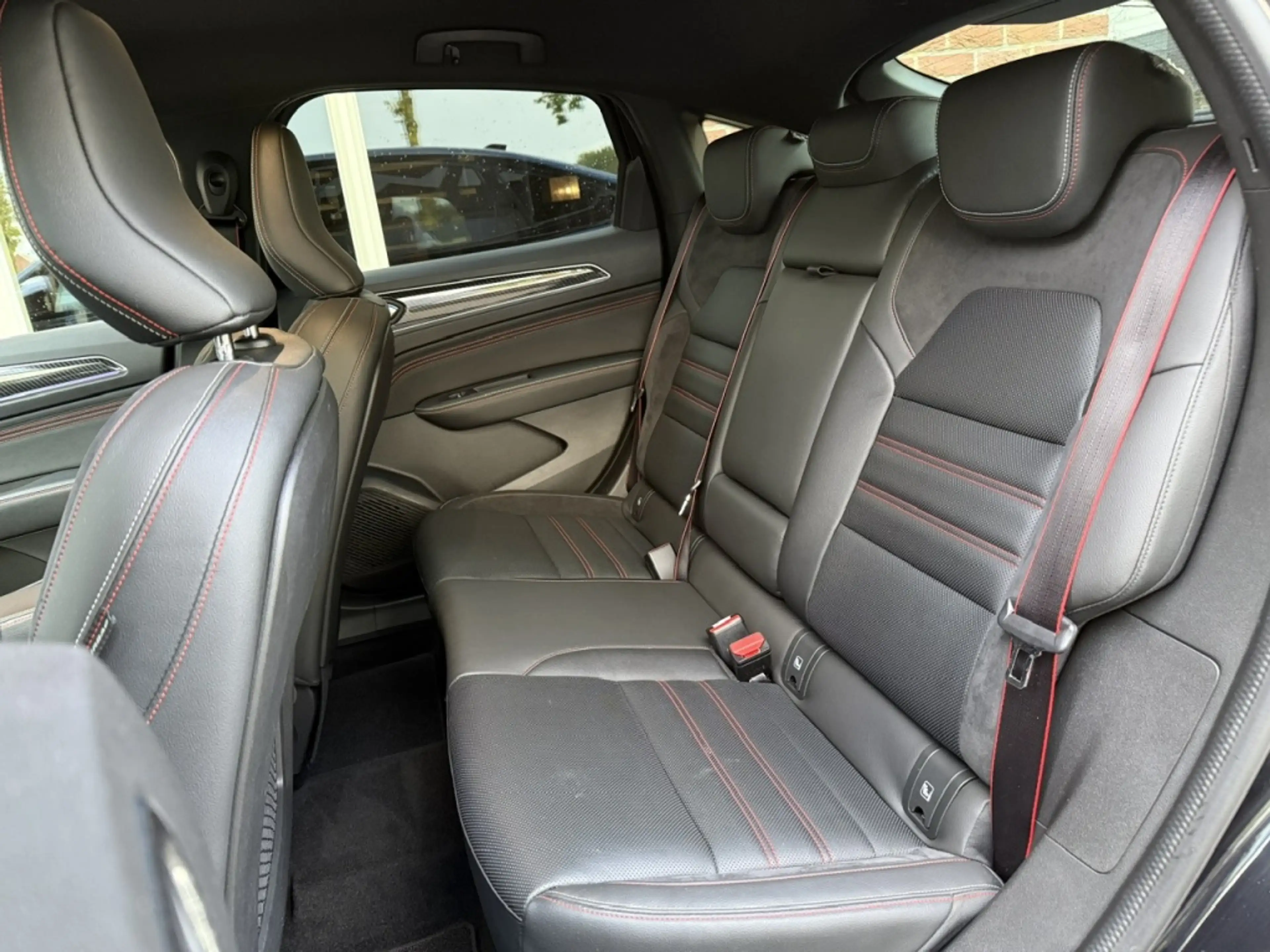 Renault Arkana 1.6 E-T H 145 RSLine CAMERA / GROOT.NAVI / SPORTST — photo 5