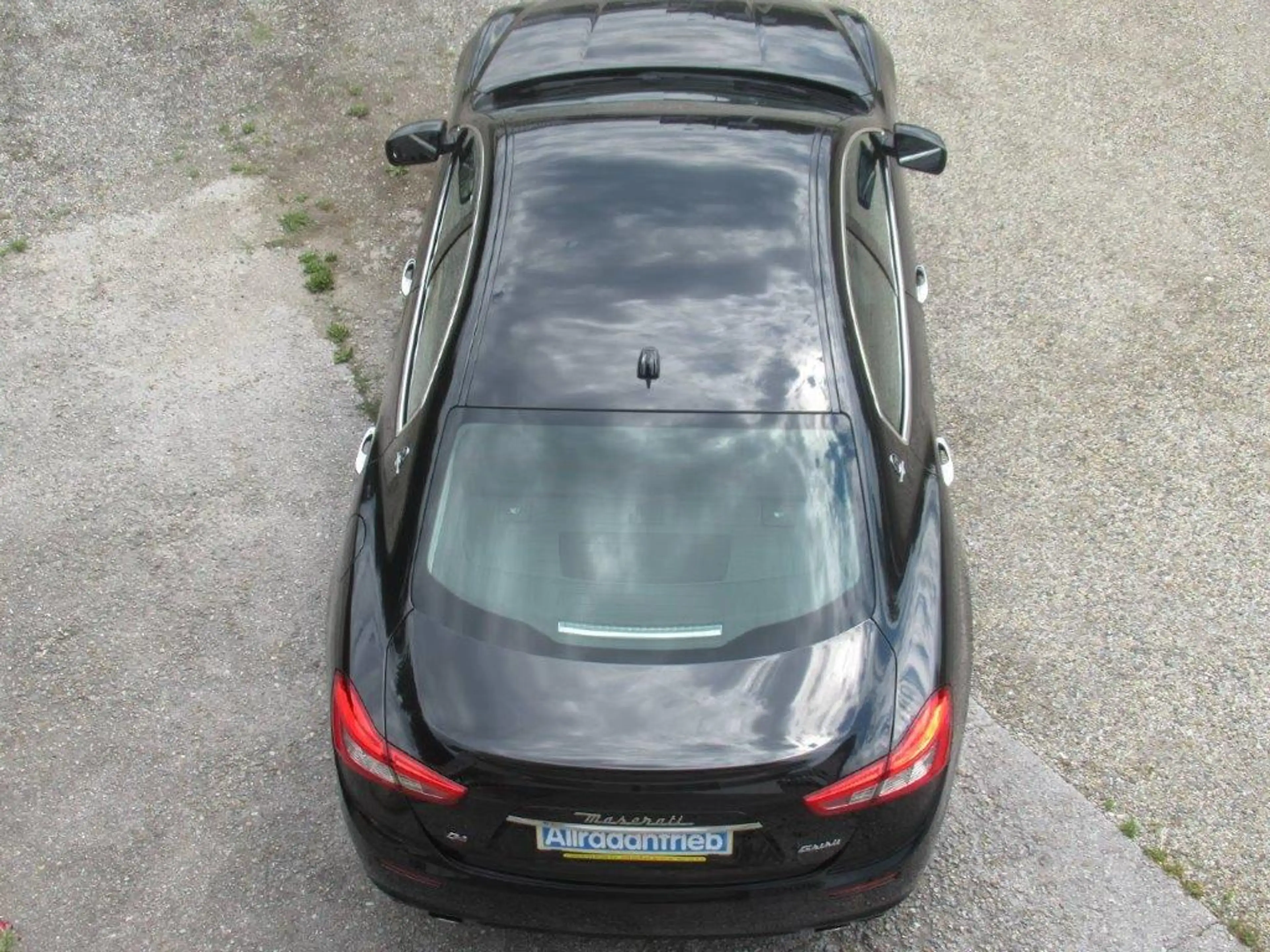 Maserati Ghibli Ghibli S Q4 3,0 V6 TwinTurbo Aut., traumhafter Direktionswagen. — photo 10