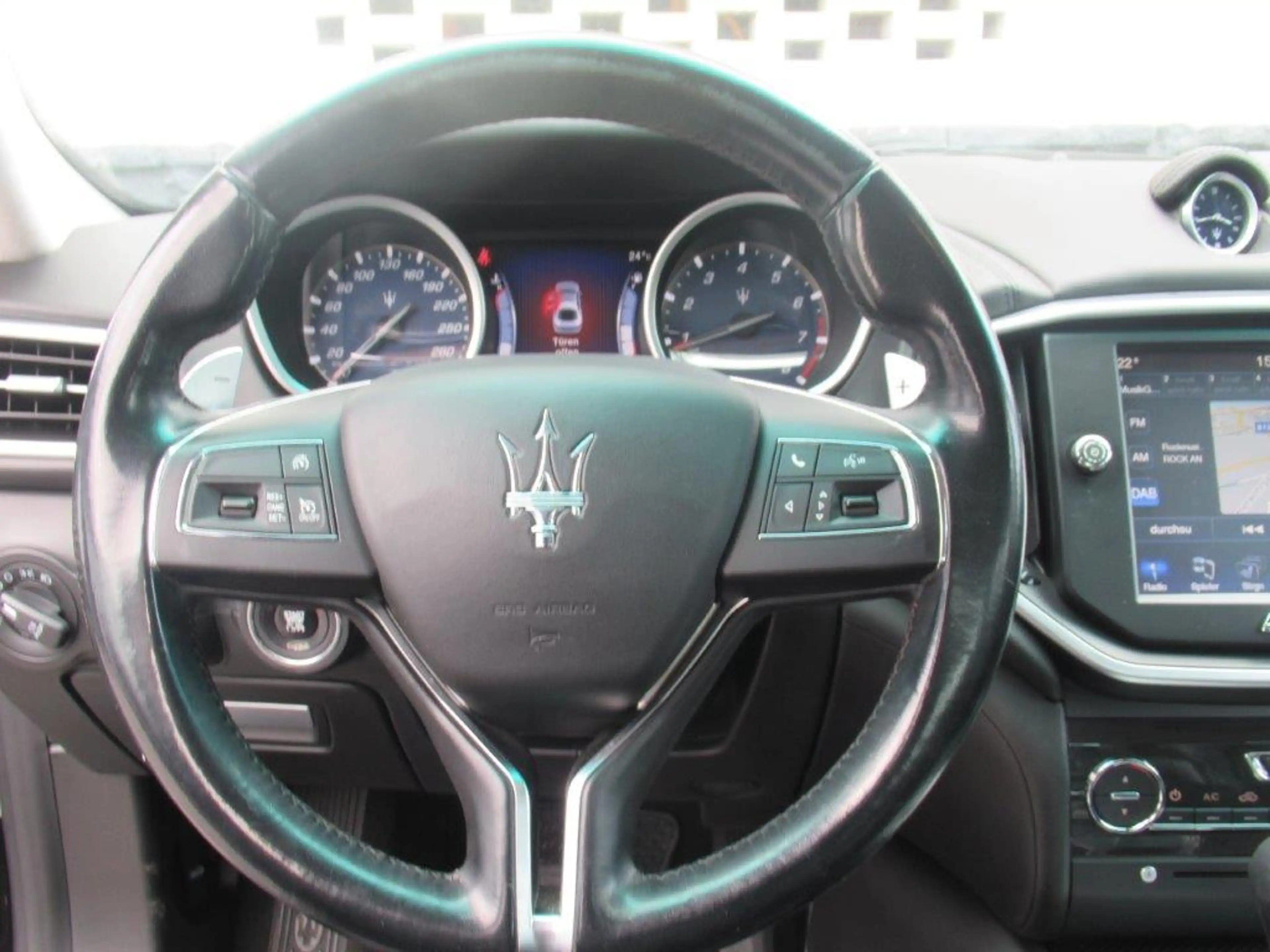 Maserati Ghibli Ghibli S Q4 3,0 V6 TwinTurbo Aut., traumhafter Direktionswagen. — photo 12