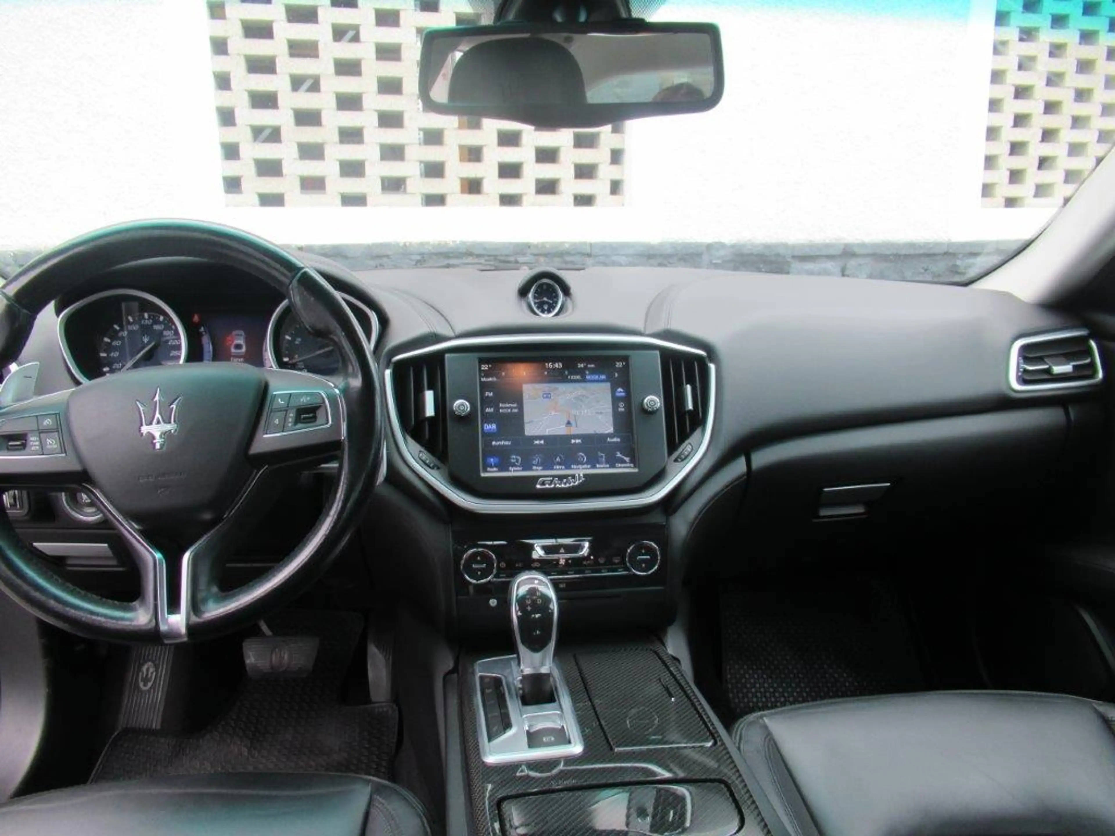Maserati Ghibli Ghibli S Q4 3,0 V6 TwinTurbo Aut., traumhafter Direktionswagen. — photo 11