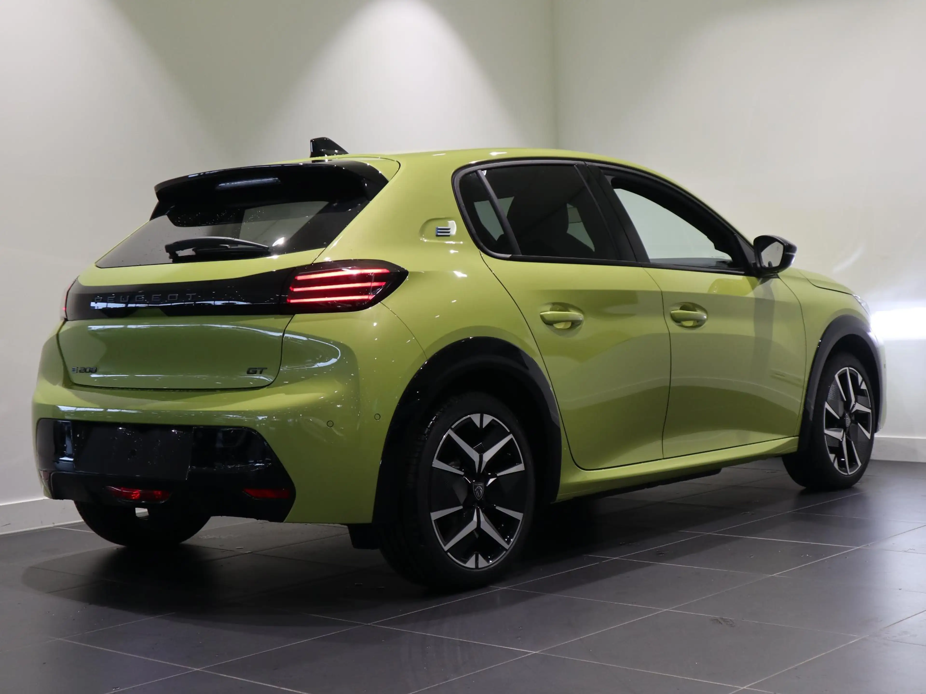 Peugeot e-208 EV GT 51 kWh - FULL OPTIONS! - ALCANTARA INTERIEUR — photo 7