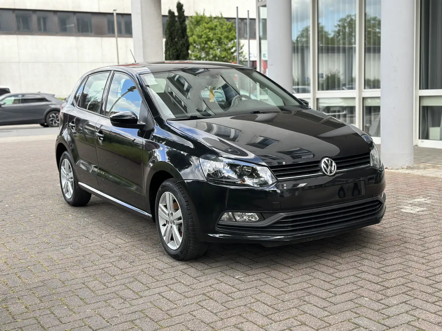 Volkswagen Polo Trendline/Tüv-Neu/Klima.A/Isofix/Alu-Felgen/ Schwarz - 1
