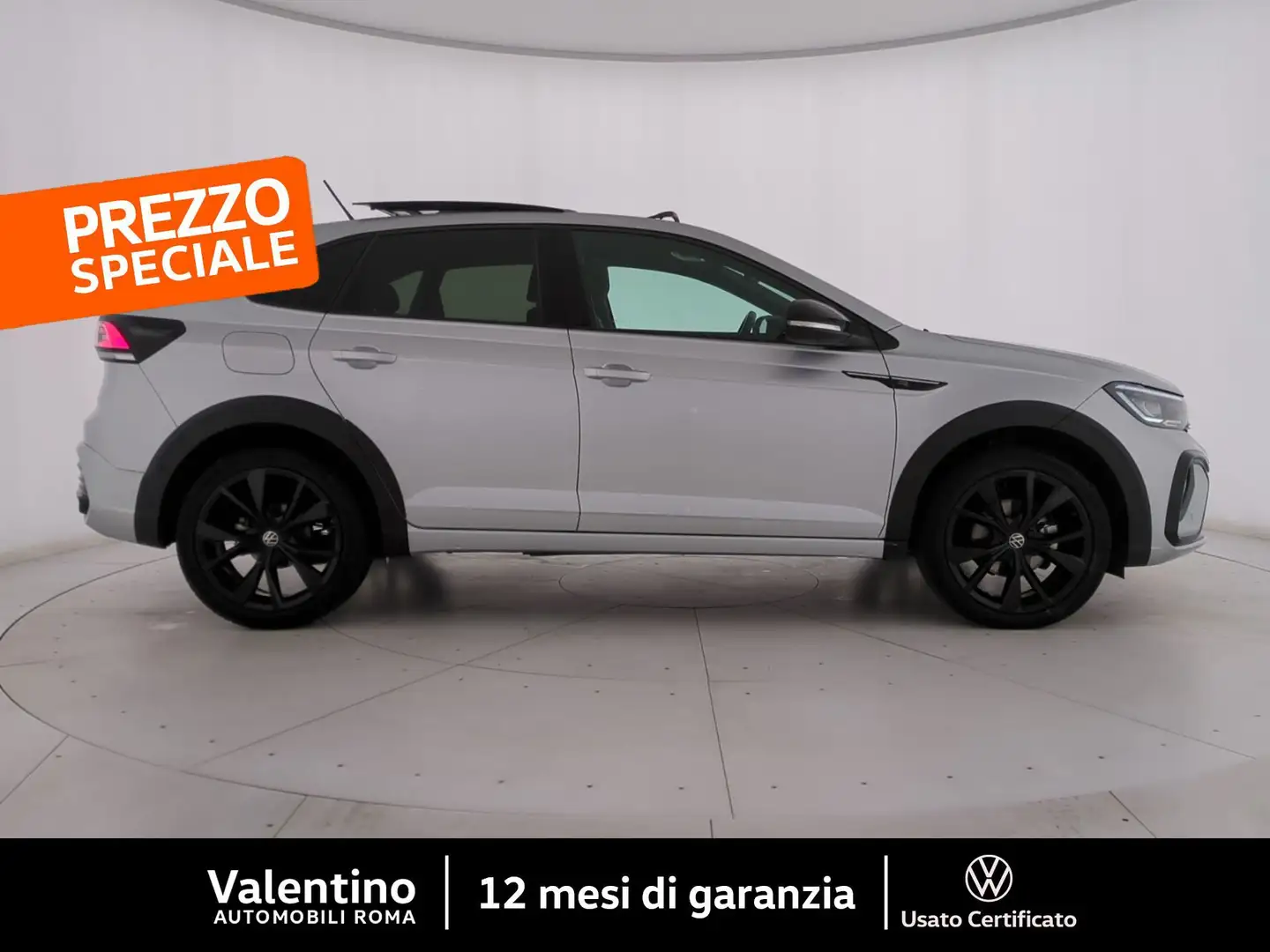 Volkswagen Taigo 1.5 TSI DSG R-LINE ACT 150 CV Grijs - 2