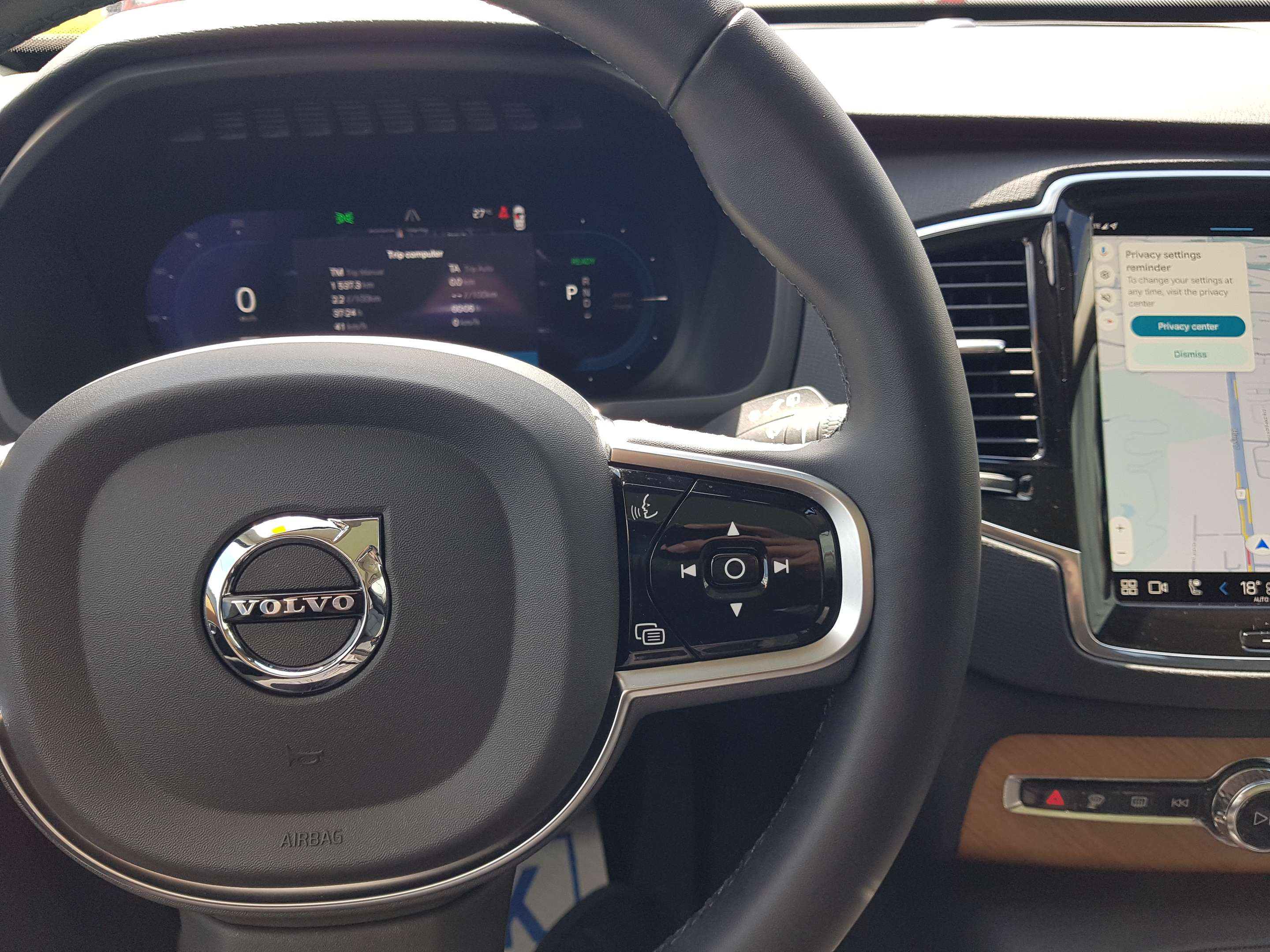 2024 Volvo XC90 T8 eAWD PHEV Plus Bright Theme 7-Seater thumb 50