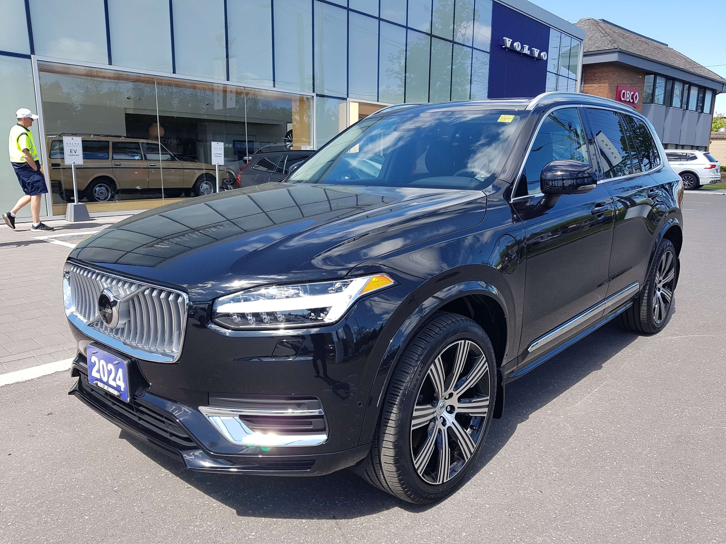 2024 Volvo XC90 T8 eAWD PHEV Plus Bright Theme 7-Seater thumb 32