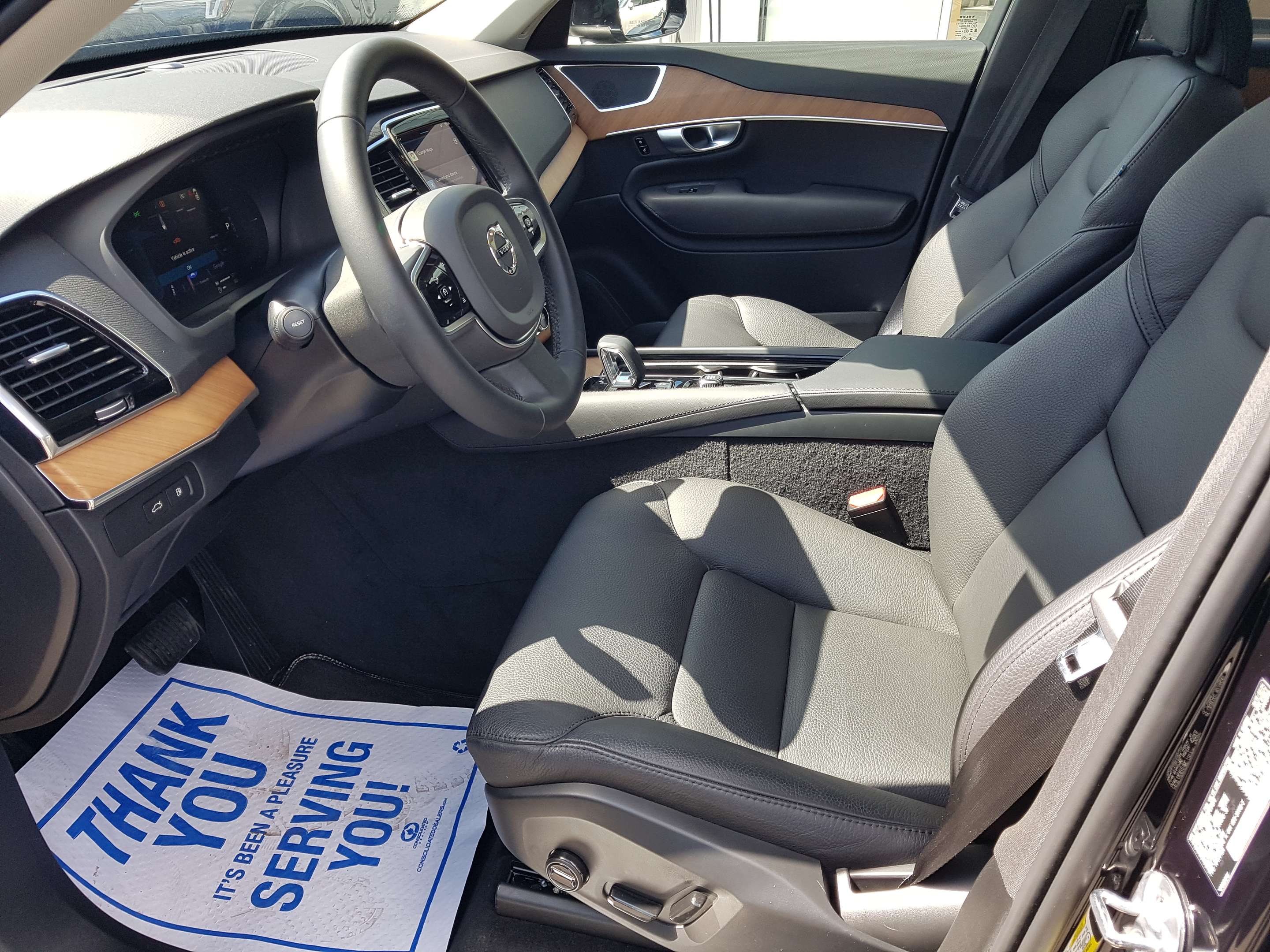 2024 Volvo XC90 T8 eAWD PHEV Plus Bright Theme 7-Seater thumb 37