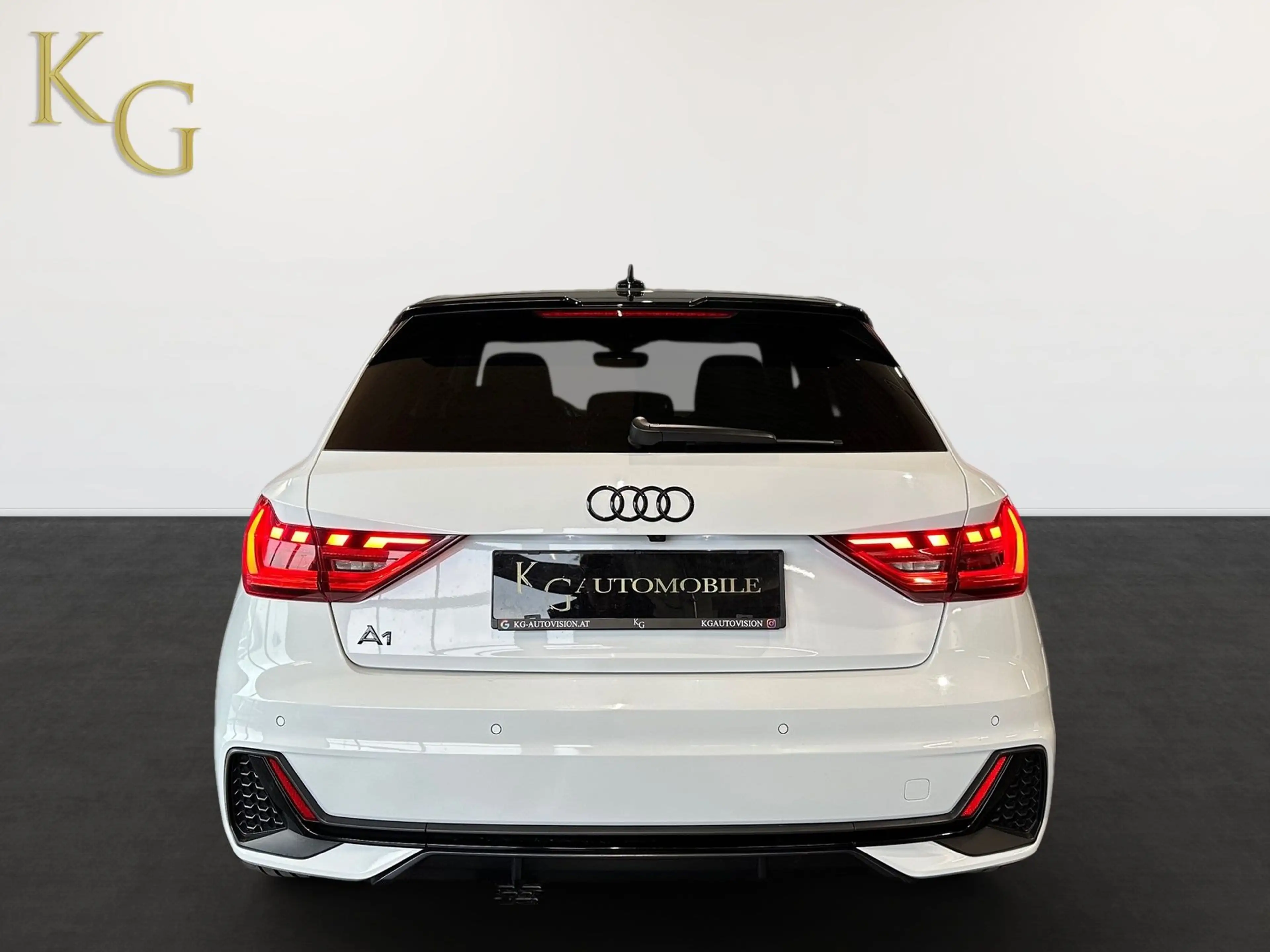 Audi A1 30 TFSI 3x S-line  ab ca. 163€ monatlich — photo 6