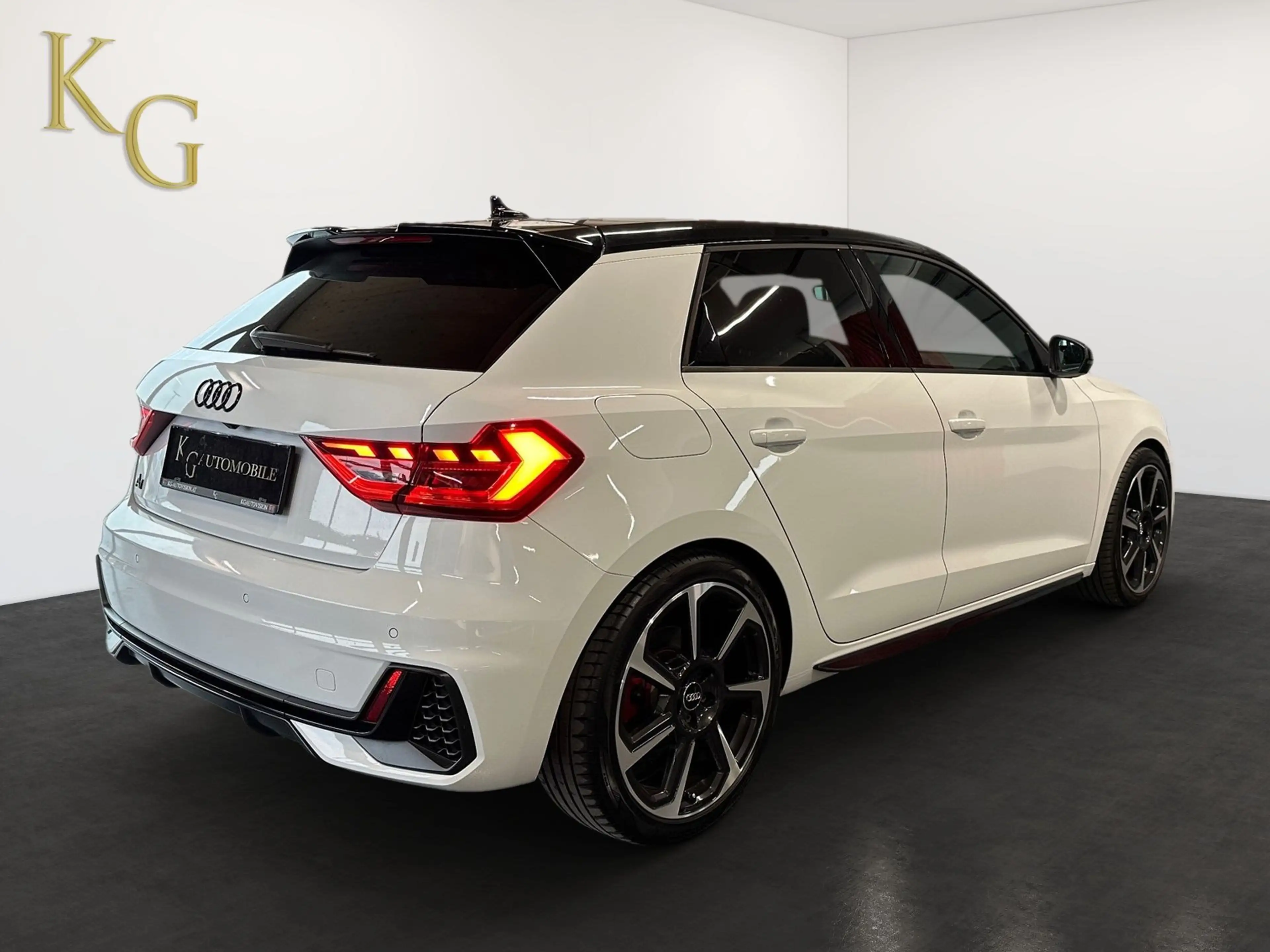 Audi A1 30 TFSI 3x S-line  ab ca. 163€ monatlich — photo 7