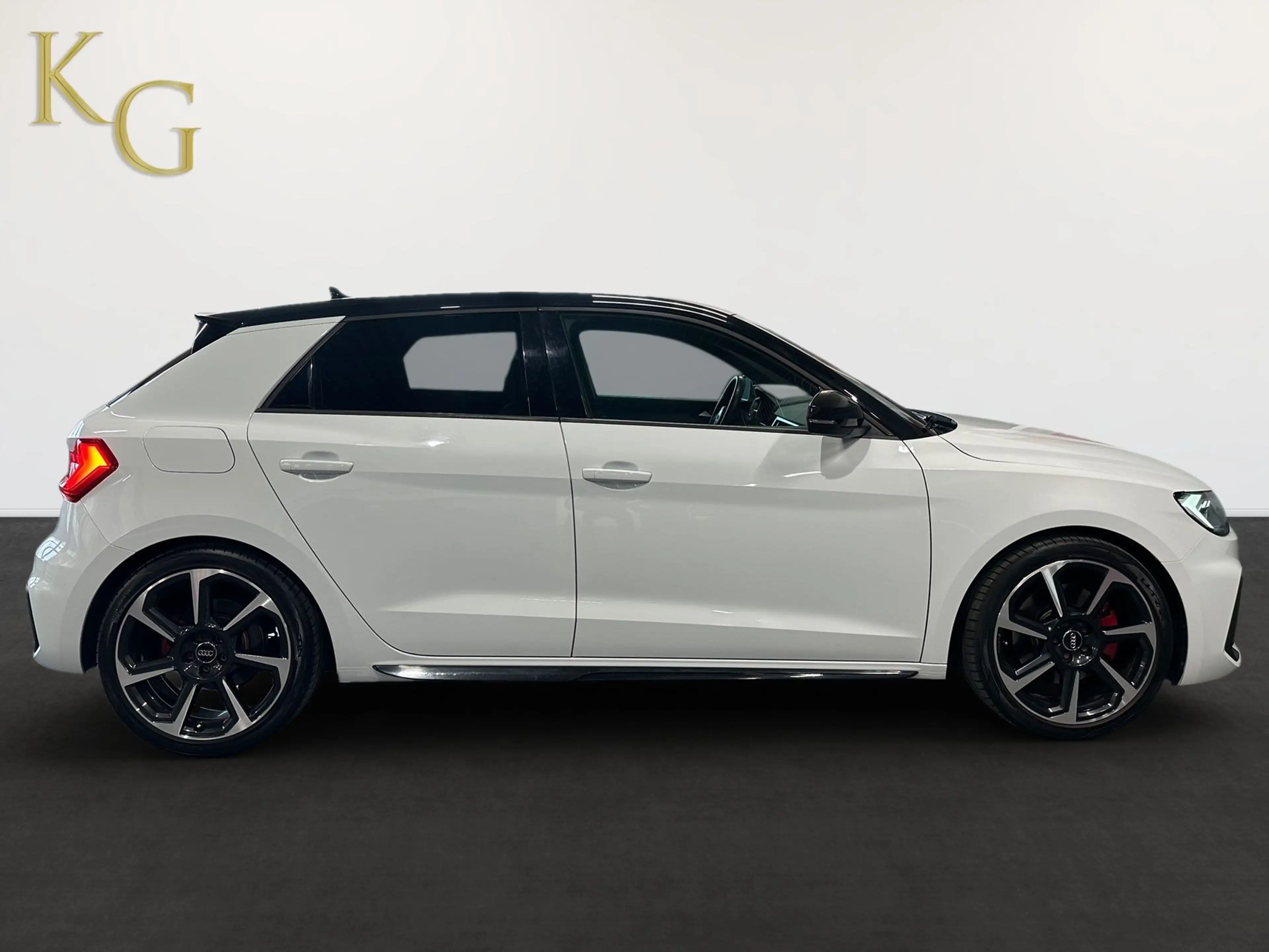 Audi A1 30 TFSI 3x S-line  ab ca. 163€ monatlich — photo 8