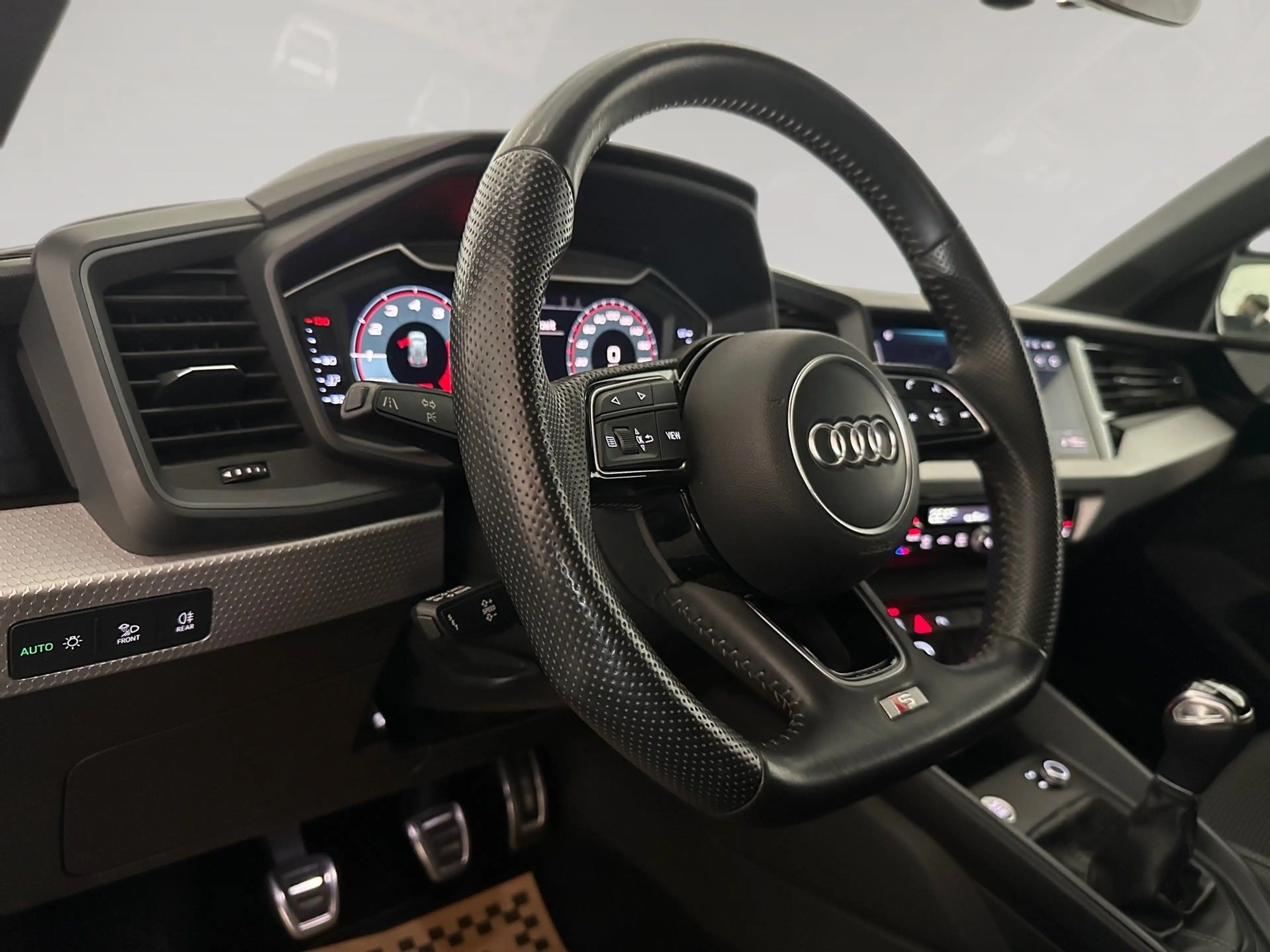 Audi A1 30 TFSI 3x S-line  ab ca. 163€ monatlich — photo 16