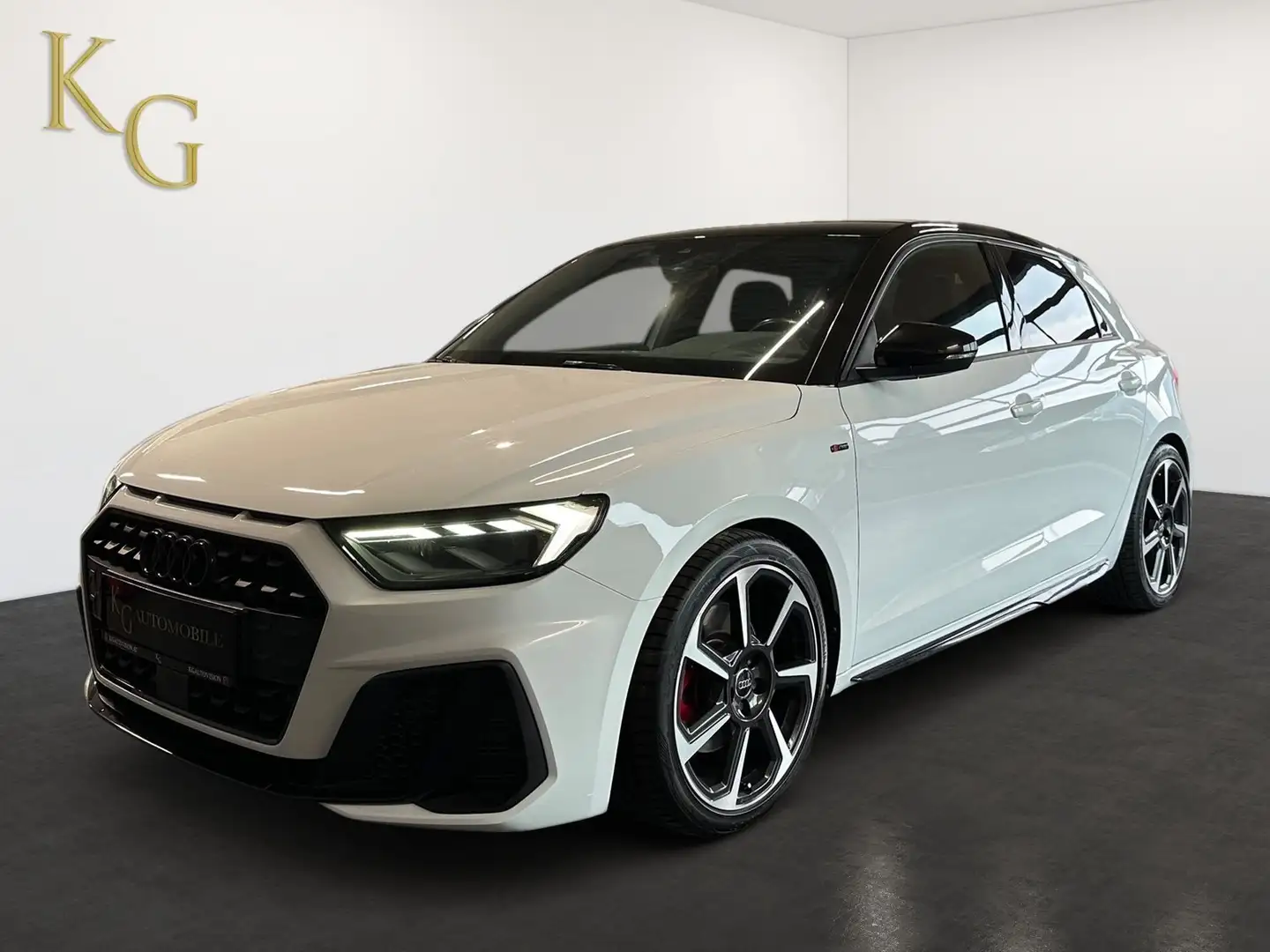 Audi A1 30 TFSI 3x S-line ab ca. 163€ monatlich Weiß - 2