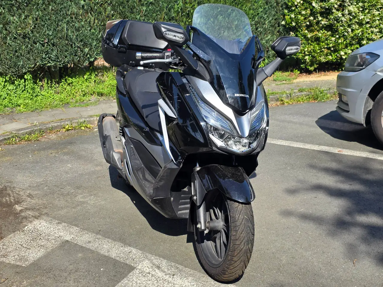 Honda Forza 300