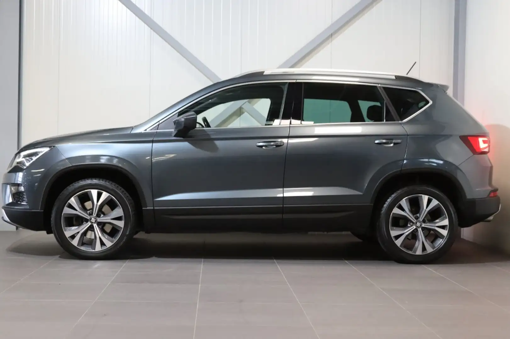 SEAT Ateca 1.4 EcoTSI|150pk|Xcellence|Pano-dak|Rijklaar| Gris - 2