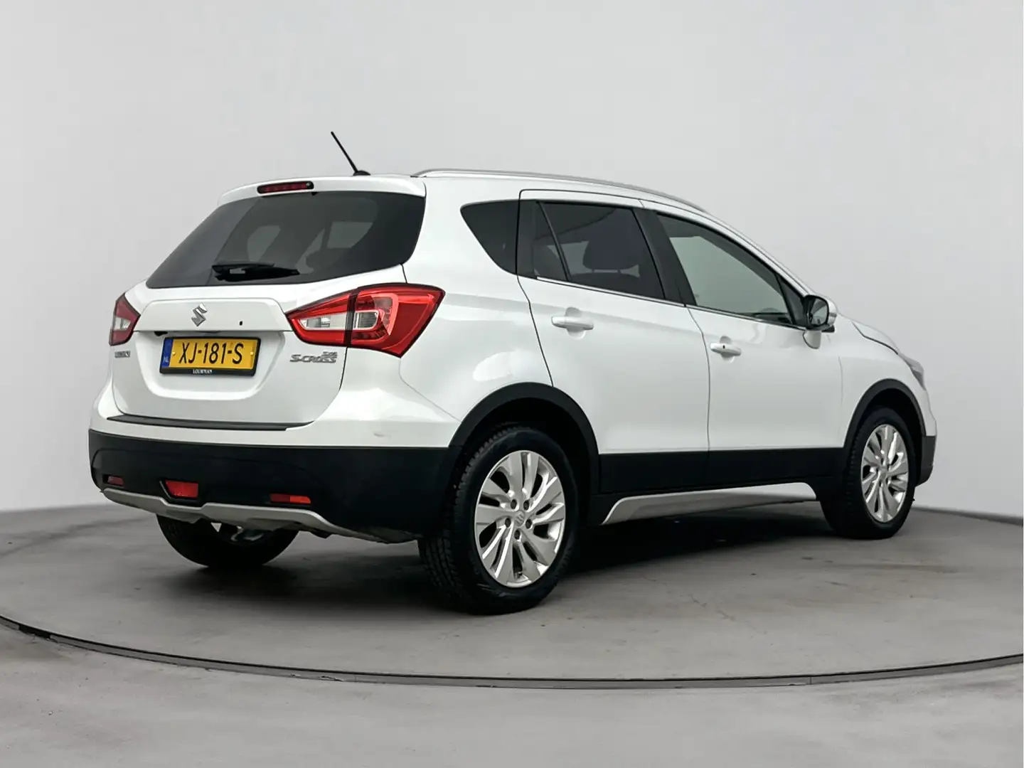 Suzuki S-Cross 1.0 Boosterjet Select Navi | Metaallak | Lichtmeta Wit - 2