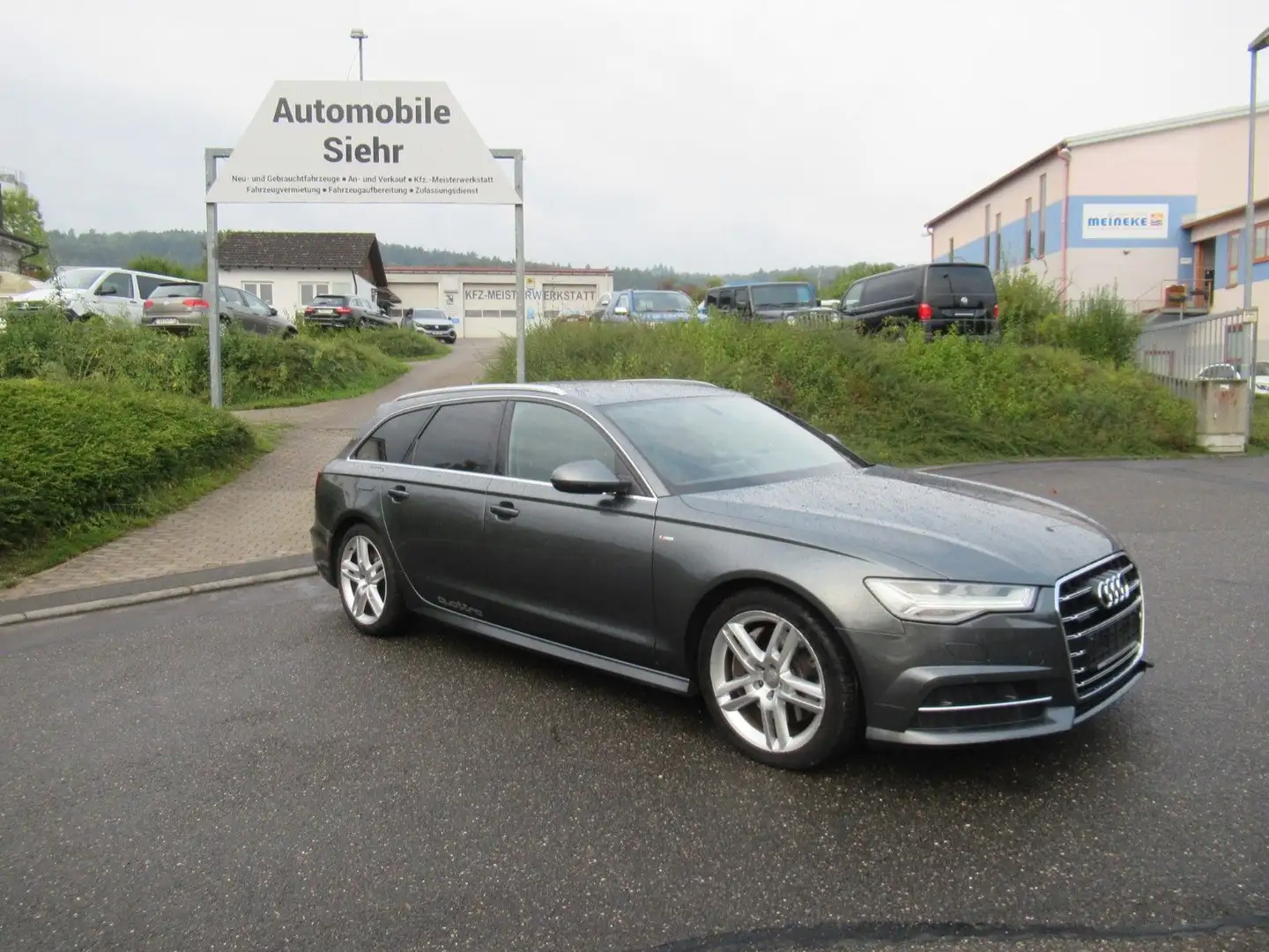 Audi A6 Avant 3.0 TDI quattro S-Line Grau - 1