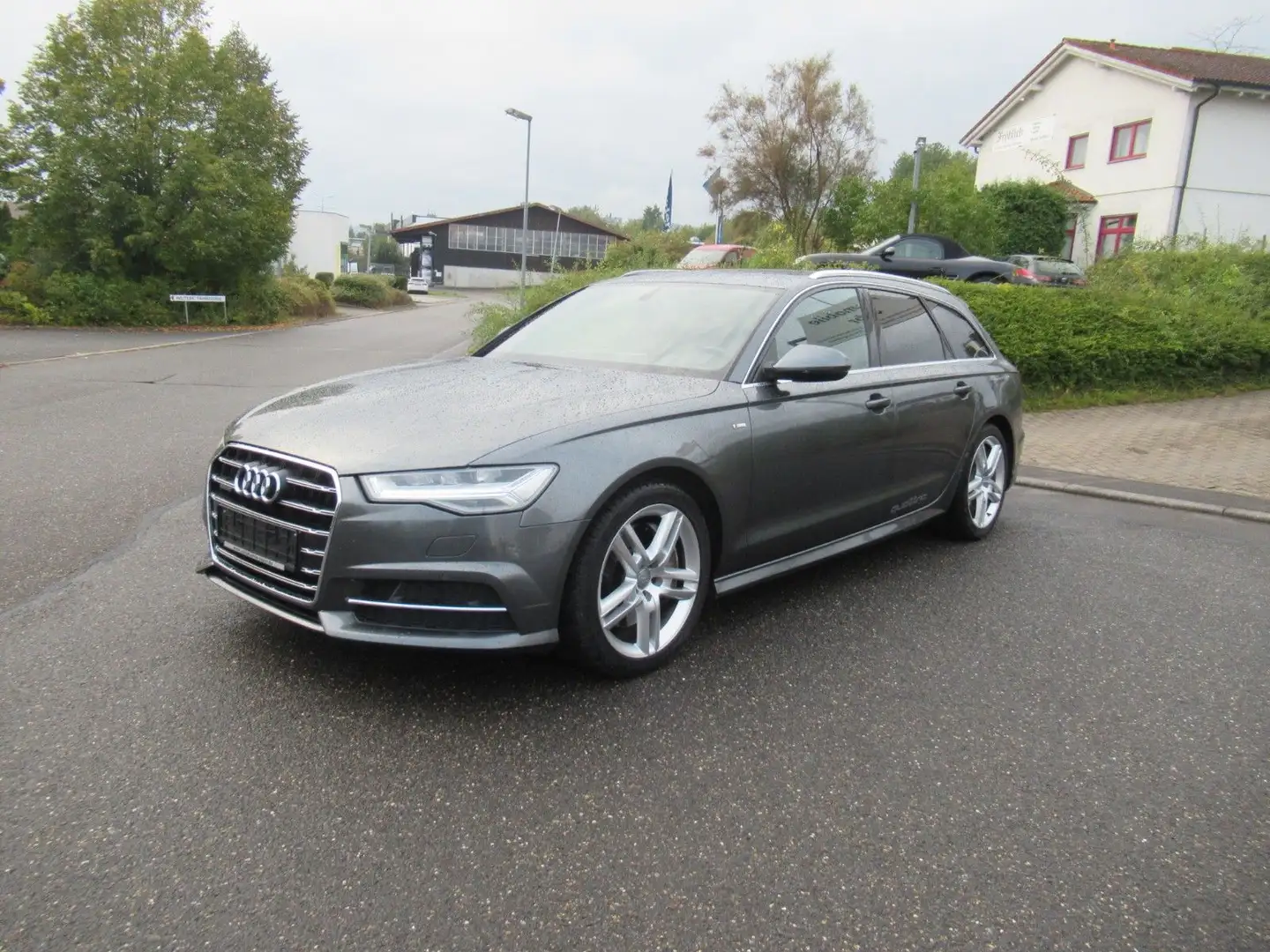 Audi A6 Avant 3.0 TDI quattro S-Line Grau - 2