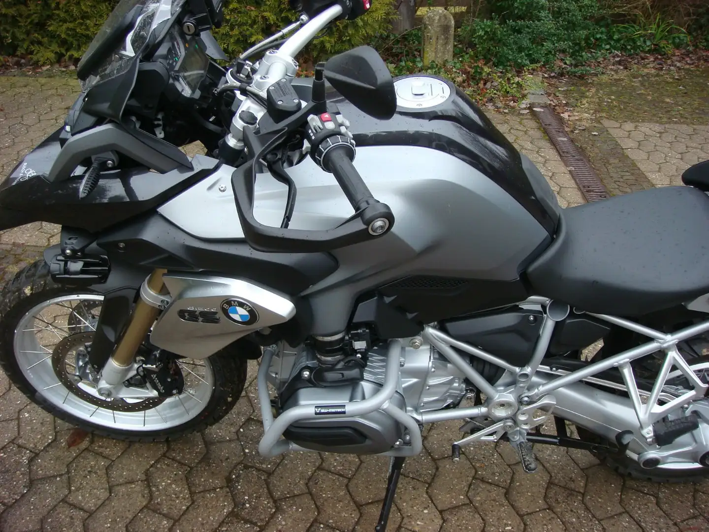 BMW R 1200 GS LC Silver - 2