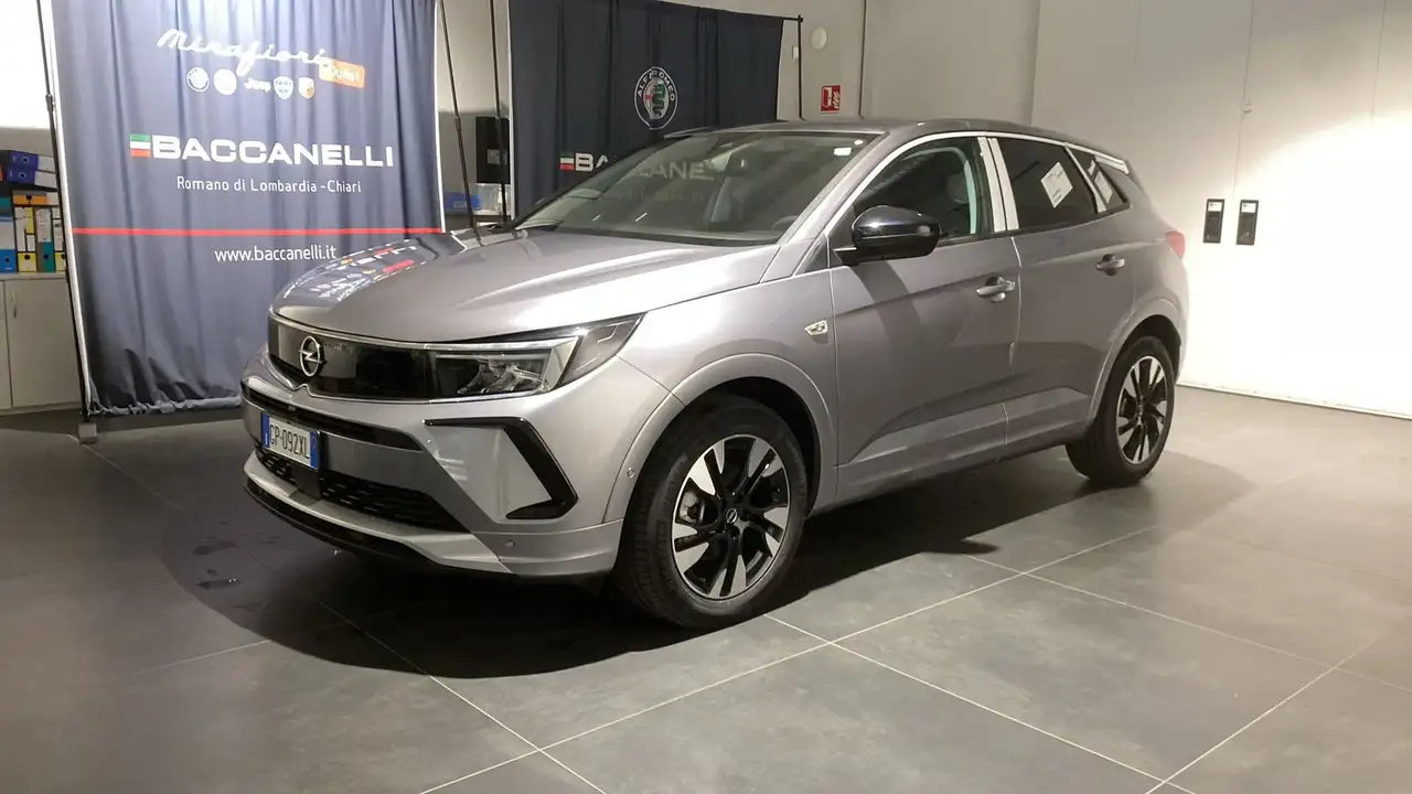 Opel Grandland 1.2 130cv MT6 Business Elegance