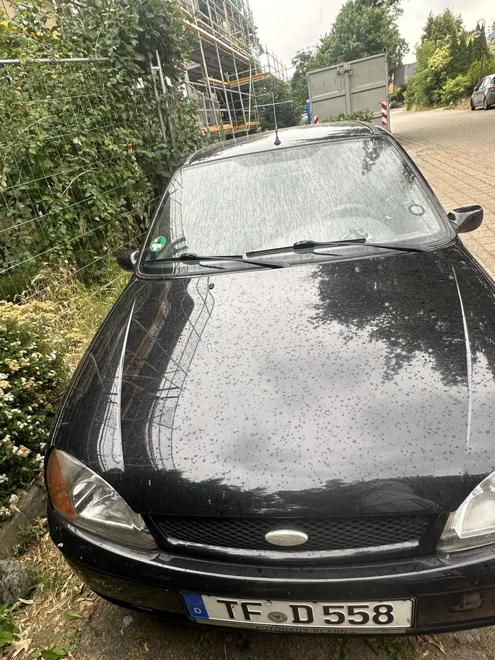 Ford Fiesta Futura 2, foto 2