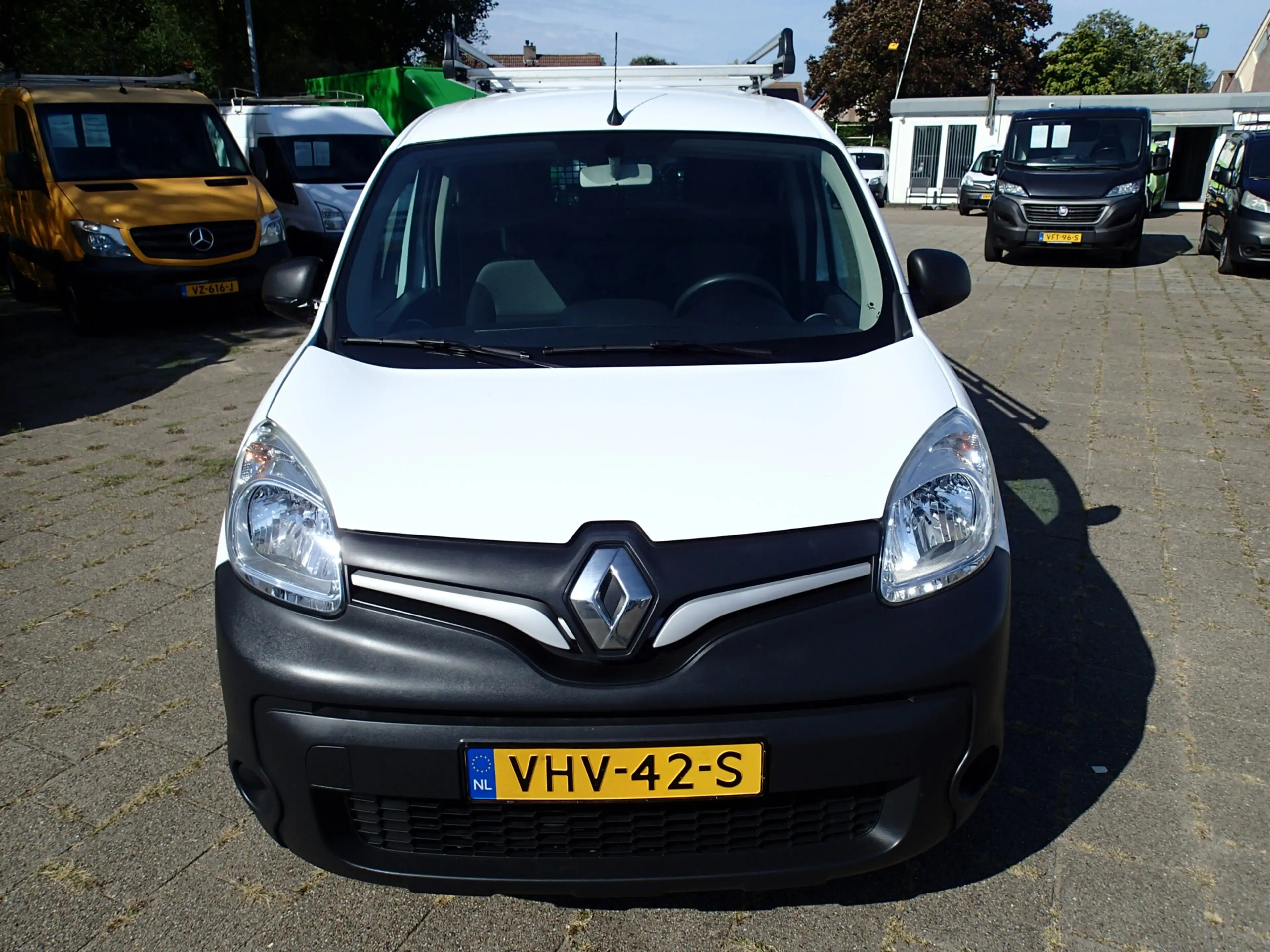Renault Kangoo 1.5 Blue dCi 95 Comfort Maxi — photo 2