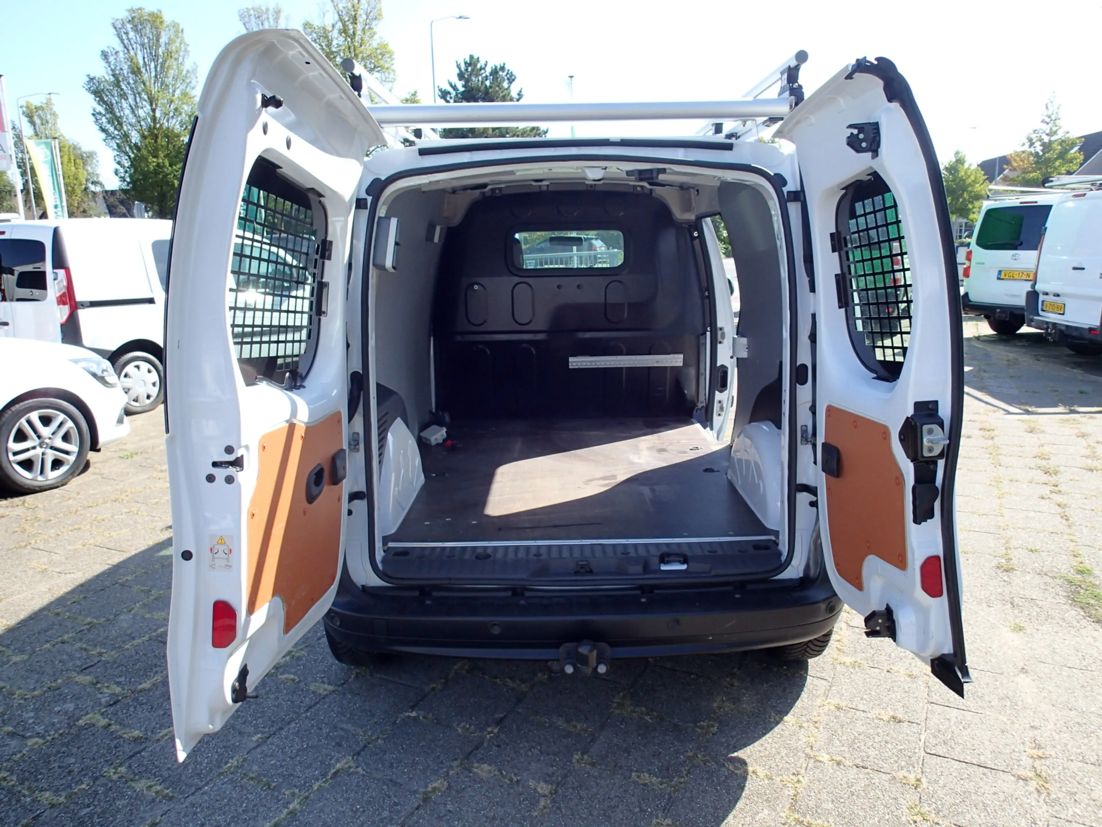 Renault Kangoo 1.5 Blue dCi 95 Comfort Maxi — photo 11