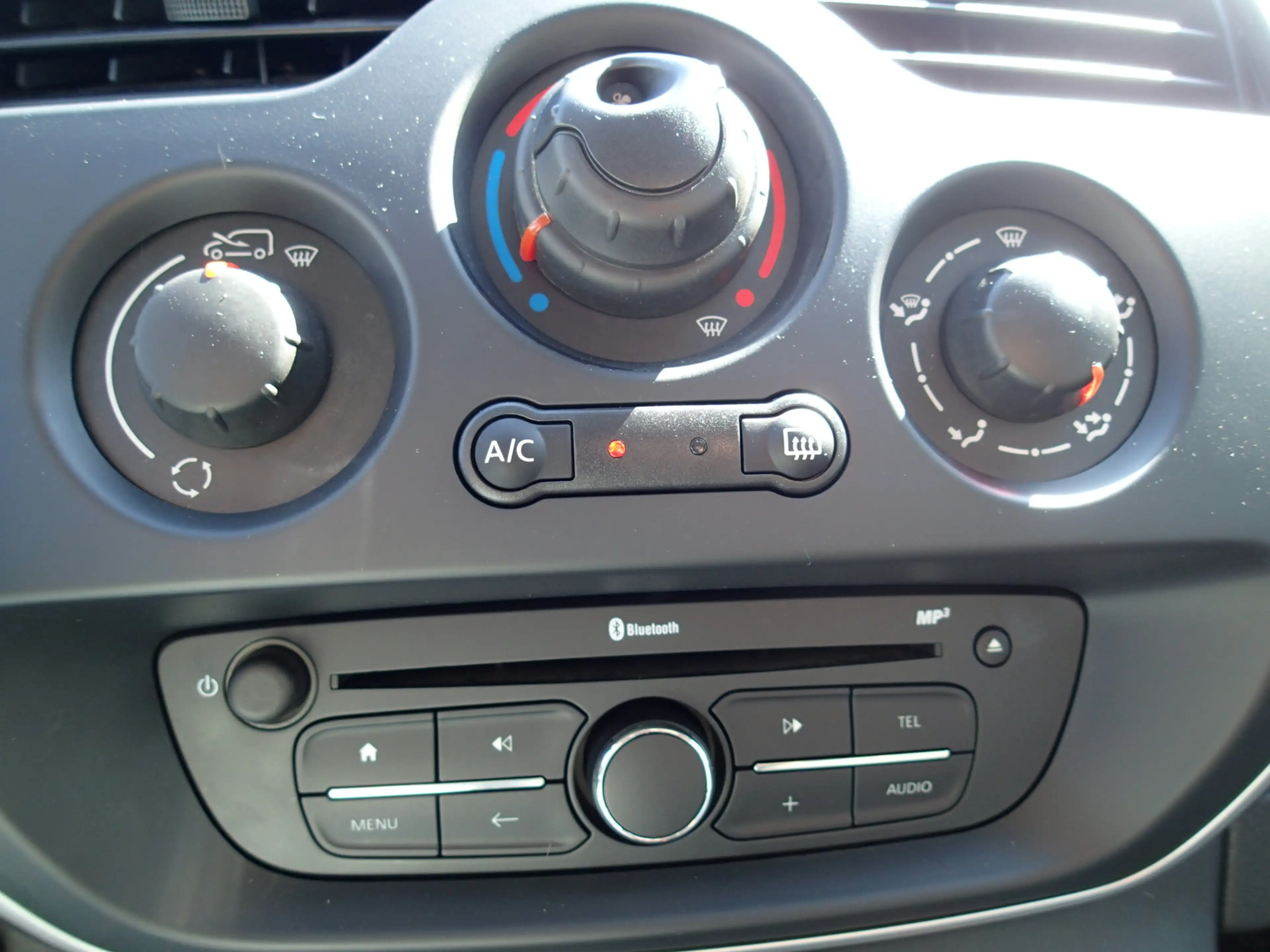 Renault Kangoo 1.5 Blue dCi 95 Comfort Maxi — photo 19