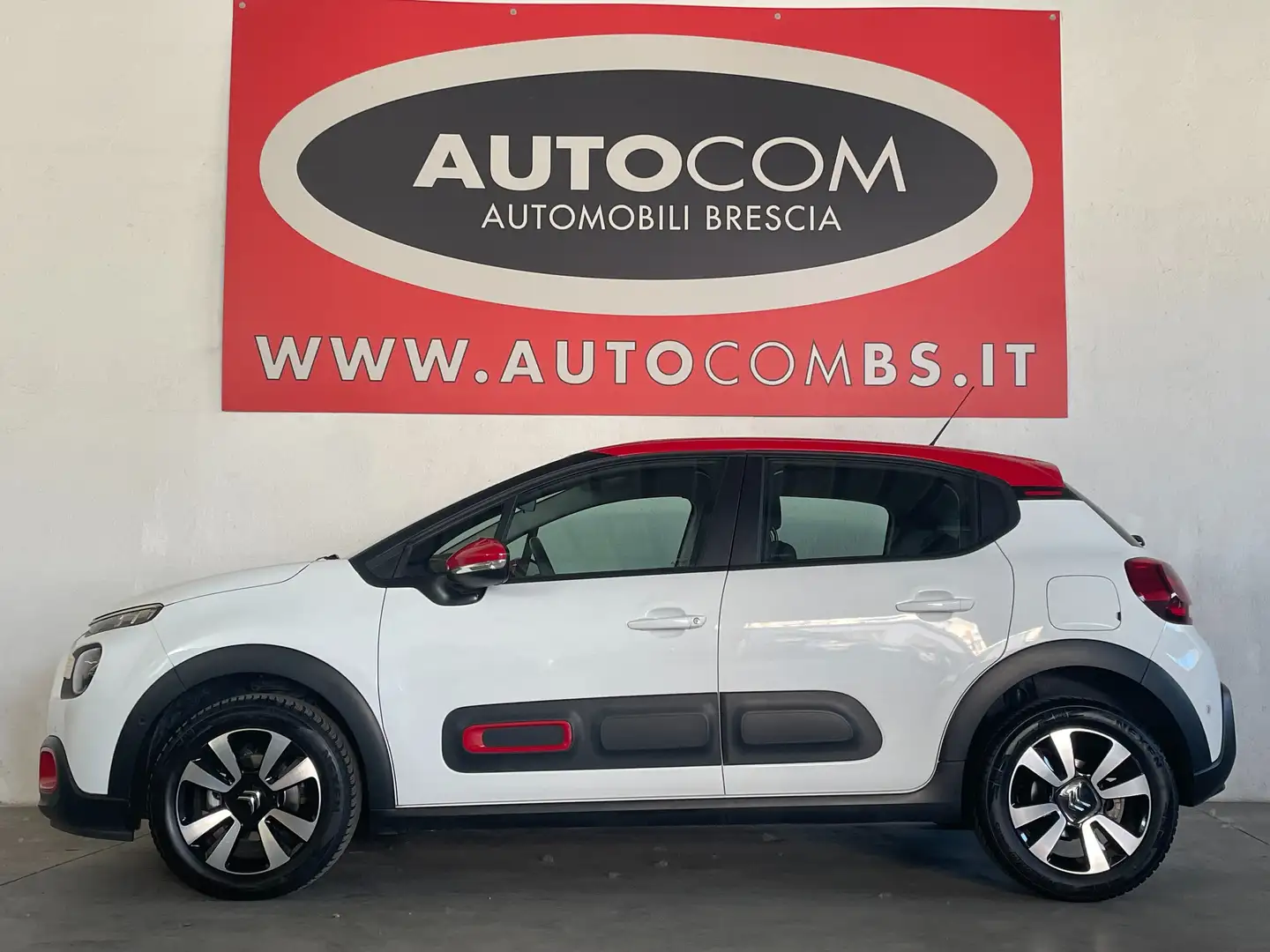 Citroen C3 1.2 puretech Shine Blanc - 1