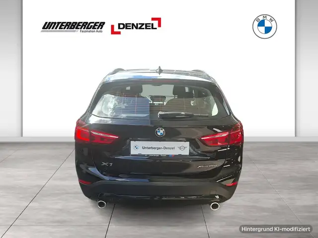 BMW X1 view 5